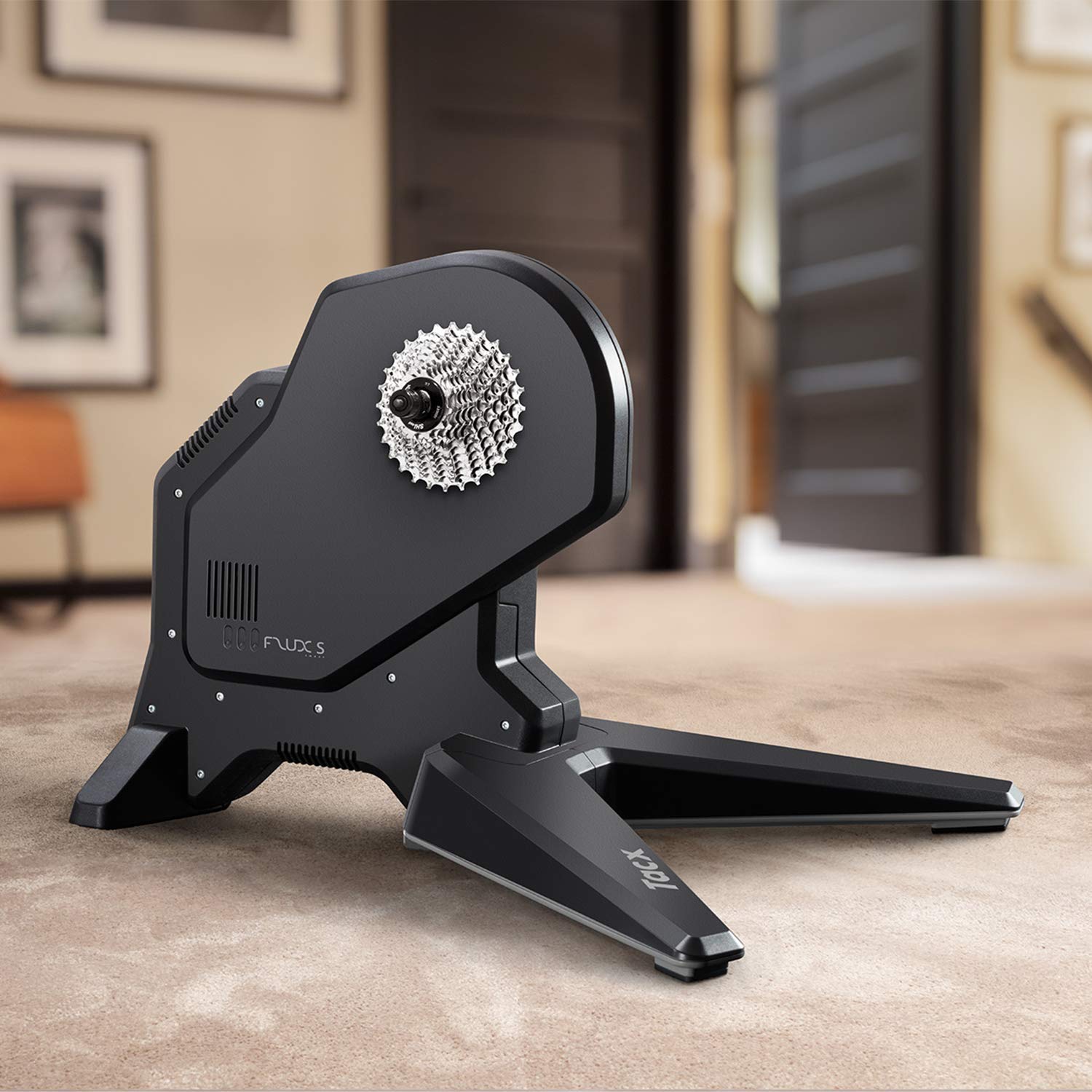 Amazon | タックス(Tacx) FLUX S Smart サイクルトレーナー | タックス