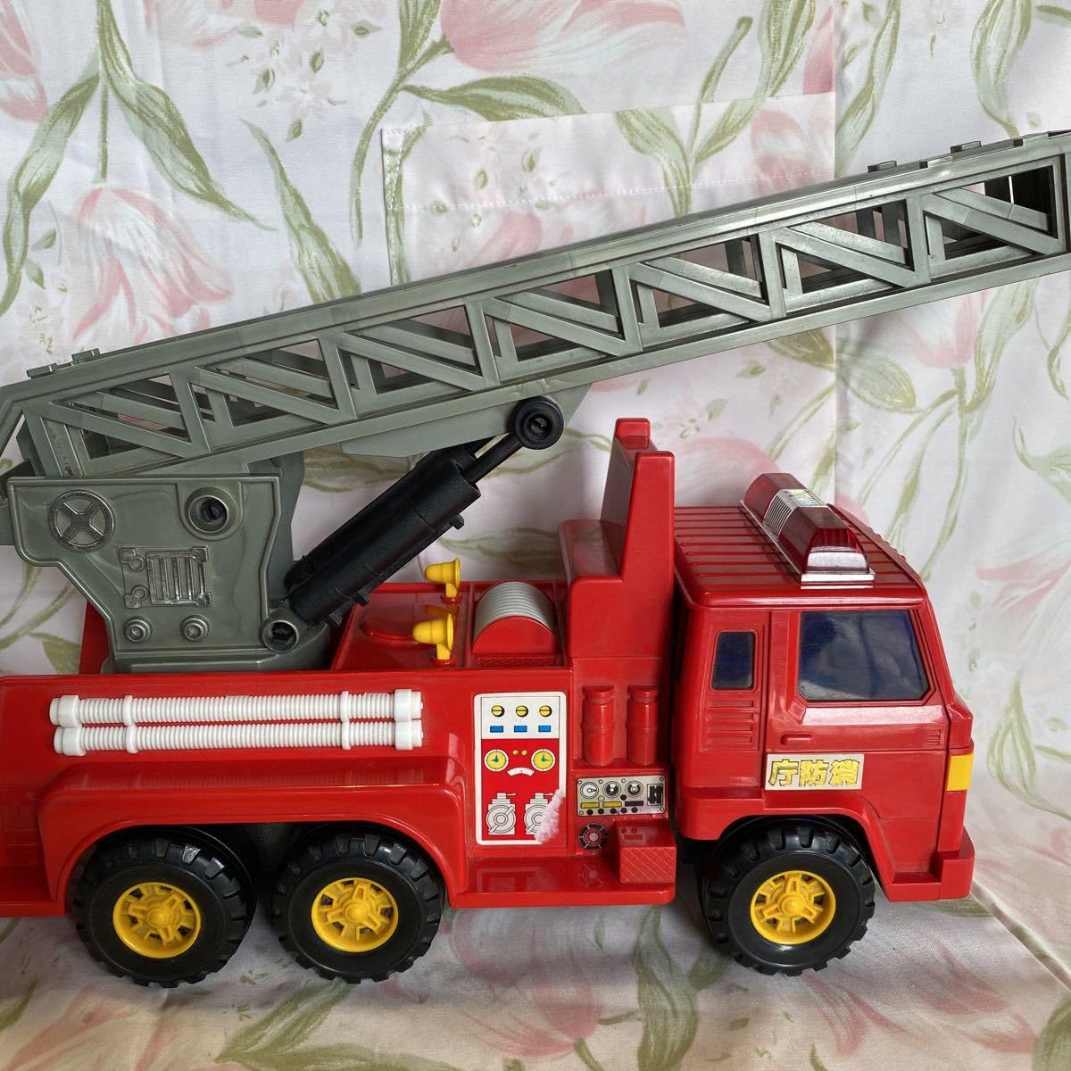 Amazon.co.jp: 当時物 玩具 乗り物 消防車 スーパー消防車 はしご消防