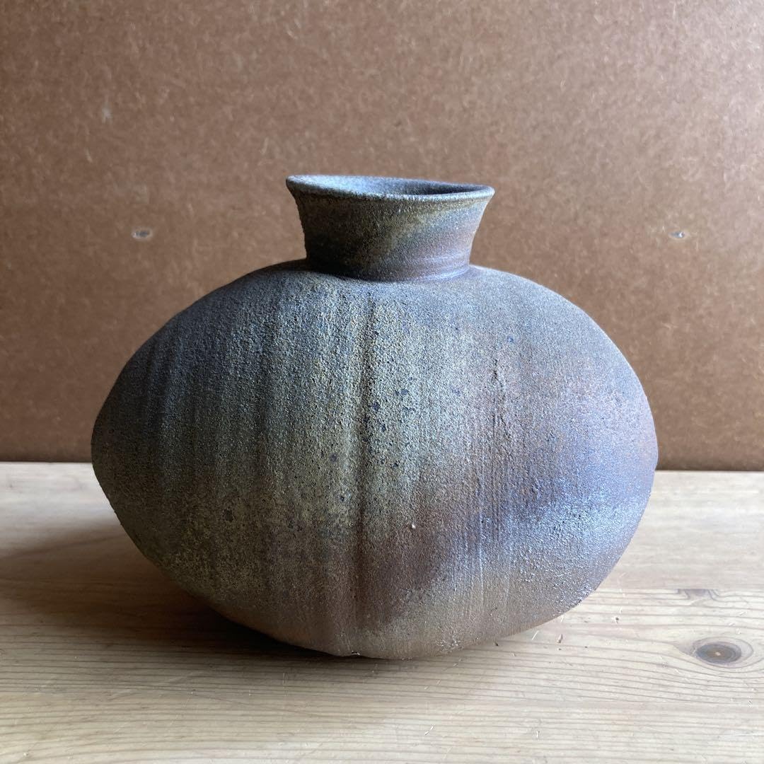 Amazon.co.jp: 不可治窯 （ふかちがま）樺澤 健治作 南蛮俵花入 供箱