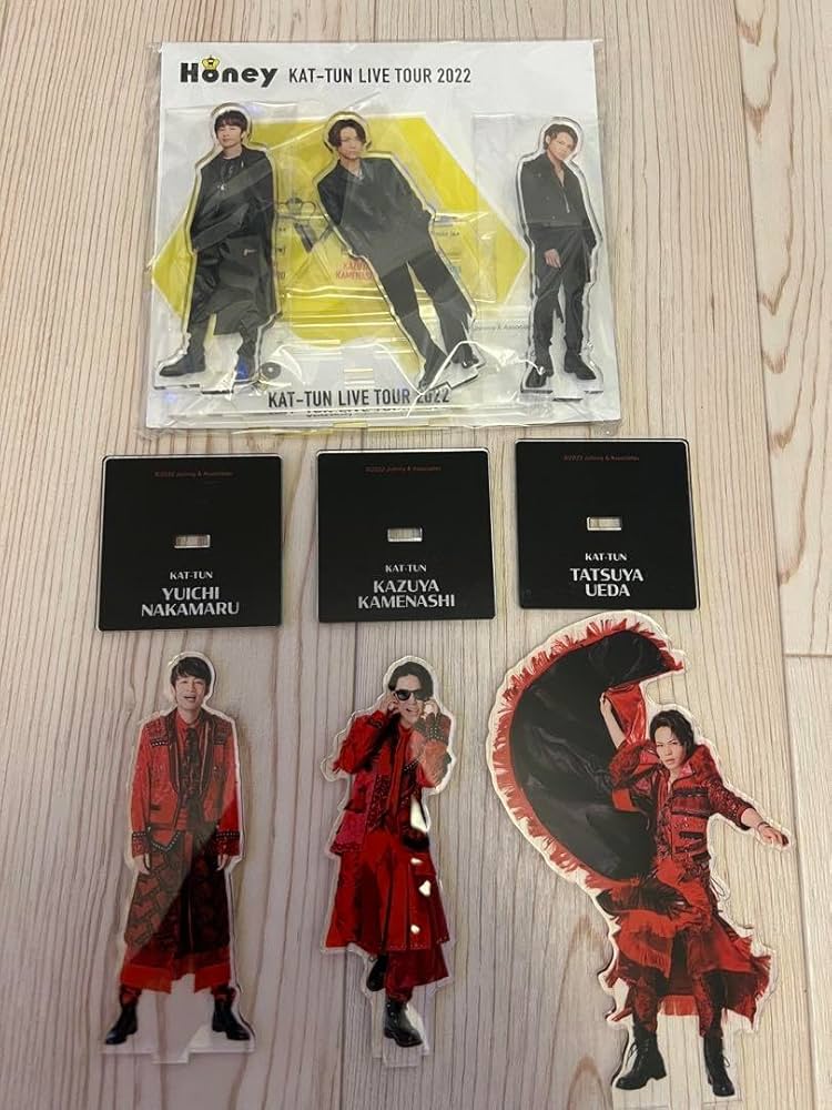 Amazon.co.jp: KAT-TUN アクリルスタンド Honey LIVE : おもちゃ