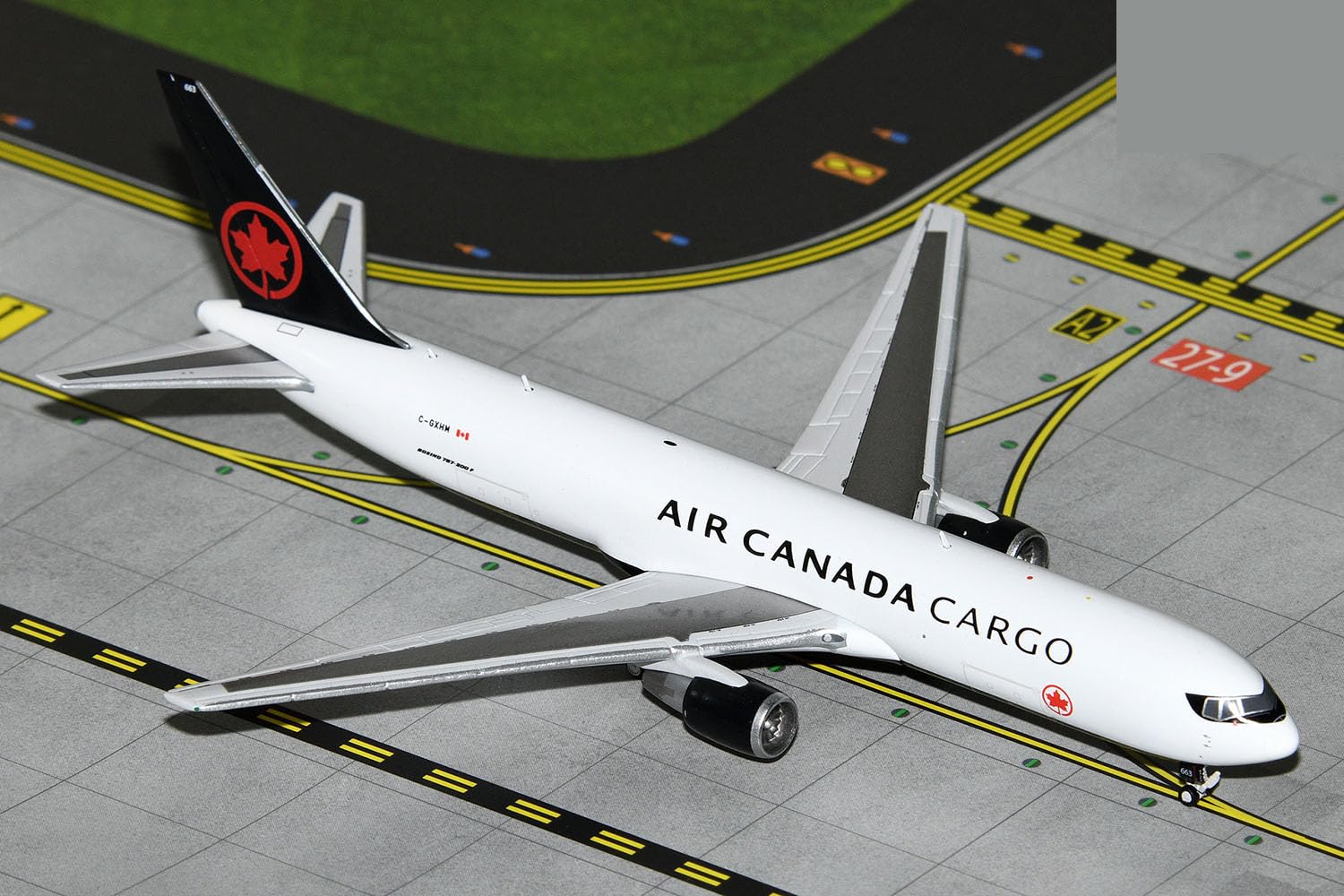 Amazon.com: GeminiJets GJACA2240 Air Canada Cargo Boeing 767-300F