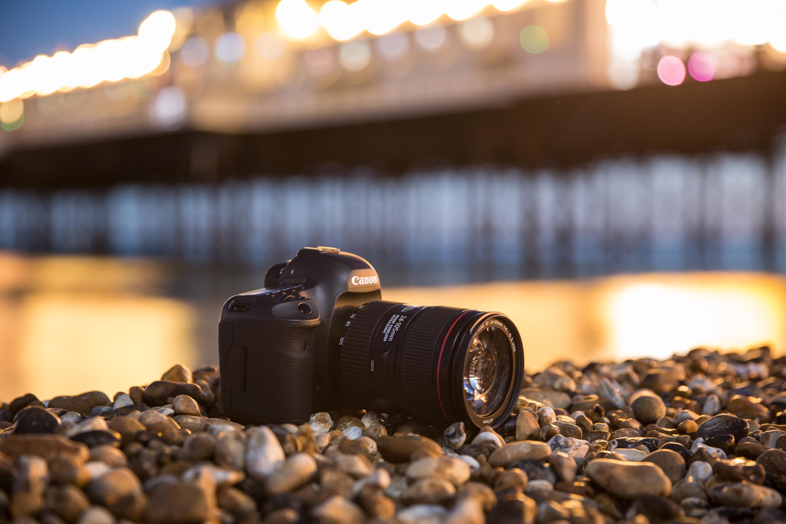 Amazon.co.jp: EF24-105mm F4L IS II USM : 家電＆カメラ