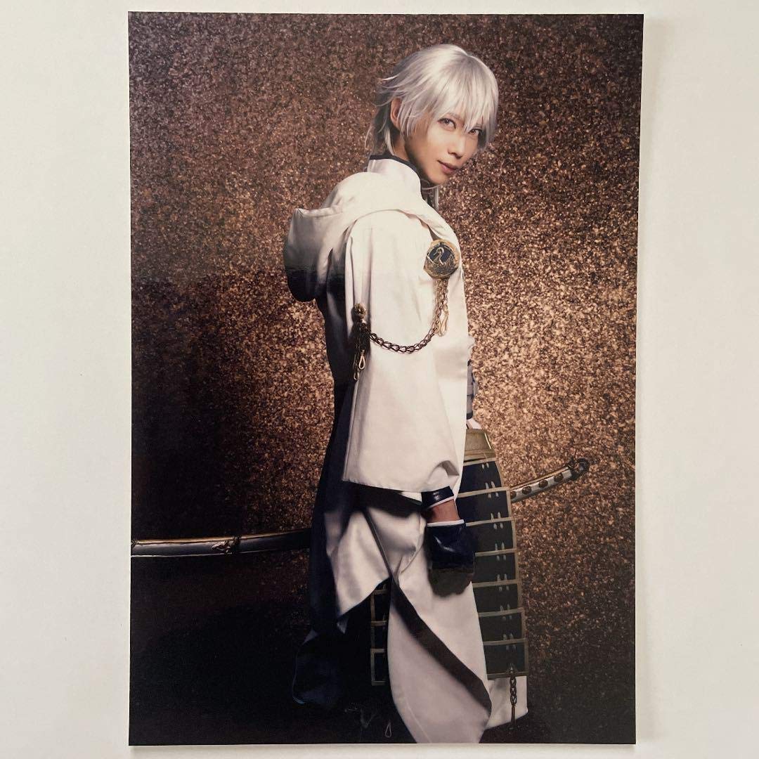 Amazon.co.jp: 舞台 刀剣乱舞 維伝 朧の志士たち 鶴丸国永 : おもちゃ