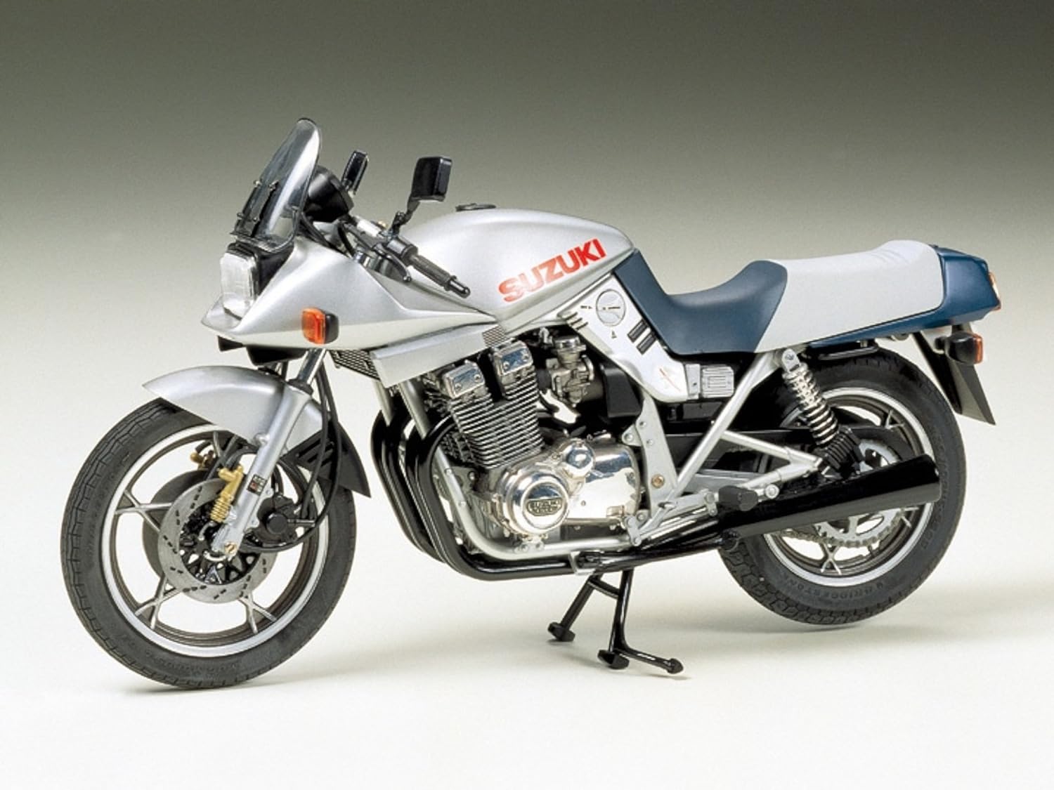 Amazon.com: Tamiya - 14010 - Suzuki GSX1100S - Katana - 1/12