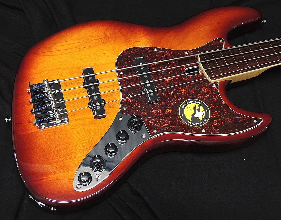 Amazon | Sire Marcus Miller V7 Alder 4st TS FLフレットレス ベース