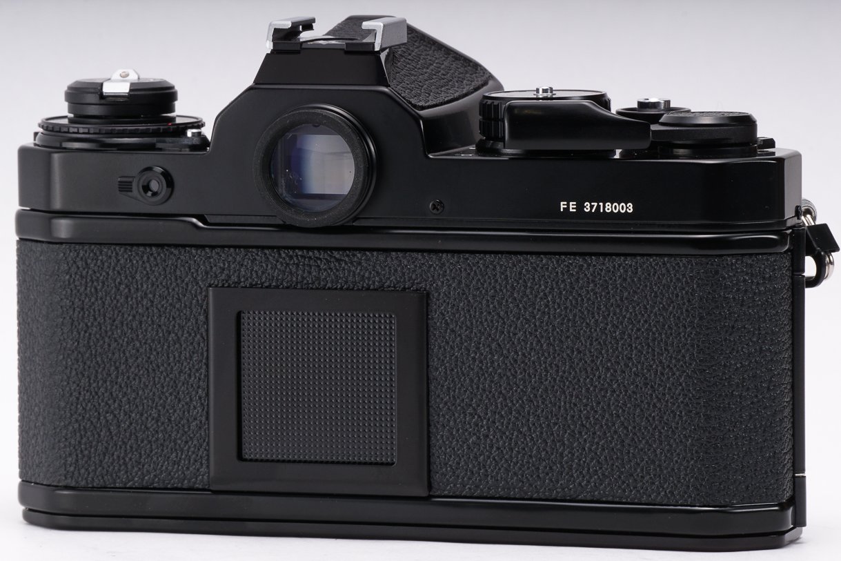 Amazon | nikon FE ブラック | 一眼レフカメラ 通販