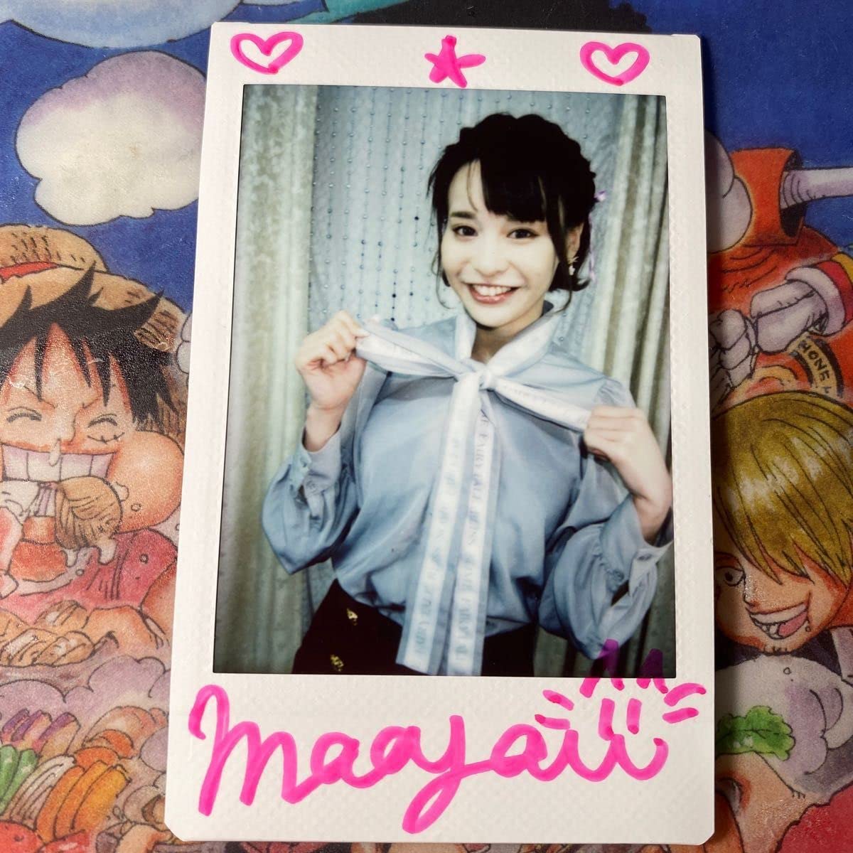 Amazon.co.jp: 入田真綾 直筆サイン入り チェキ色紙 FALENO : 文房具