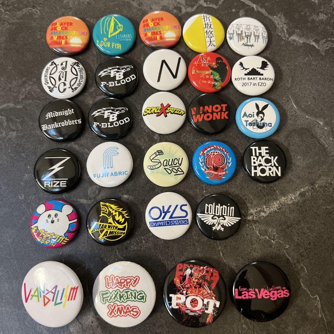 Amazon.co.jp: バンド 缶バッチ セット : おもちゃ