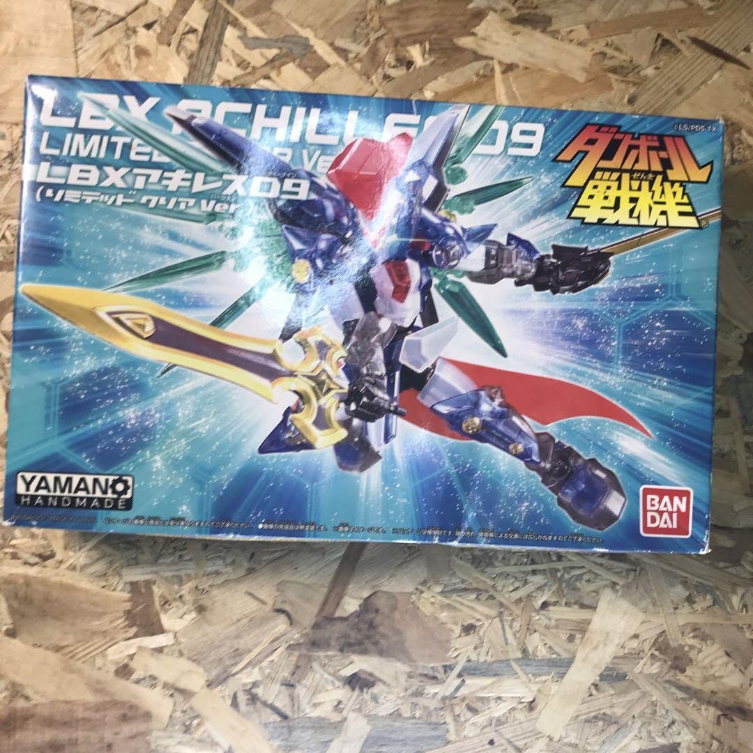 Amazon.co.jp: LBXアキレスD9 リミテッドクリアver ダンボール戦機