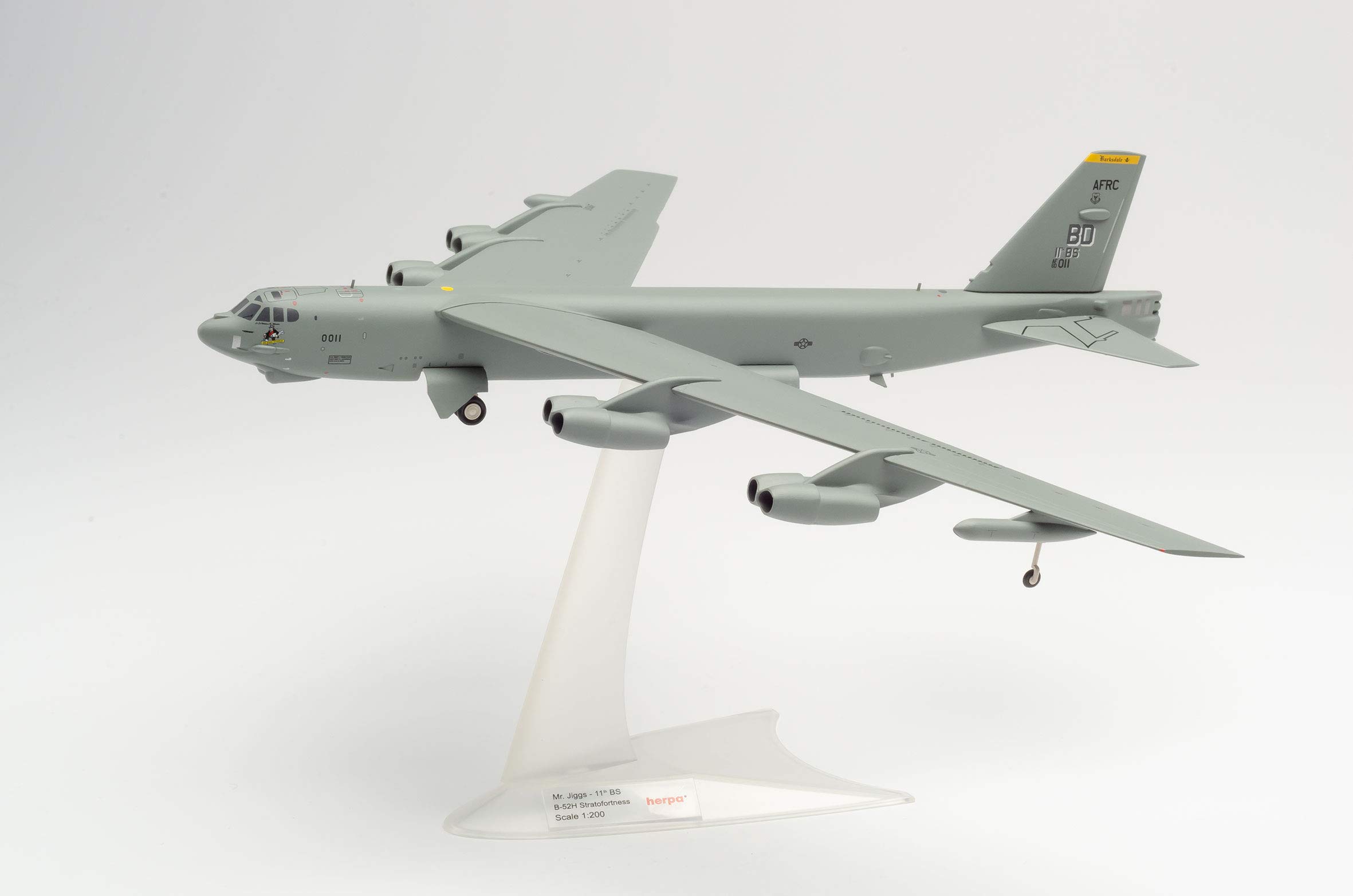 Amazon | ヘルパ 1/200 B-52H アメリカ空軍 第2爆撃航空団 第11爆撃