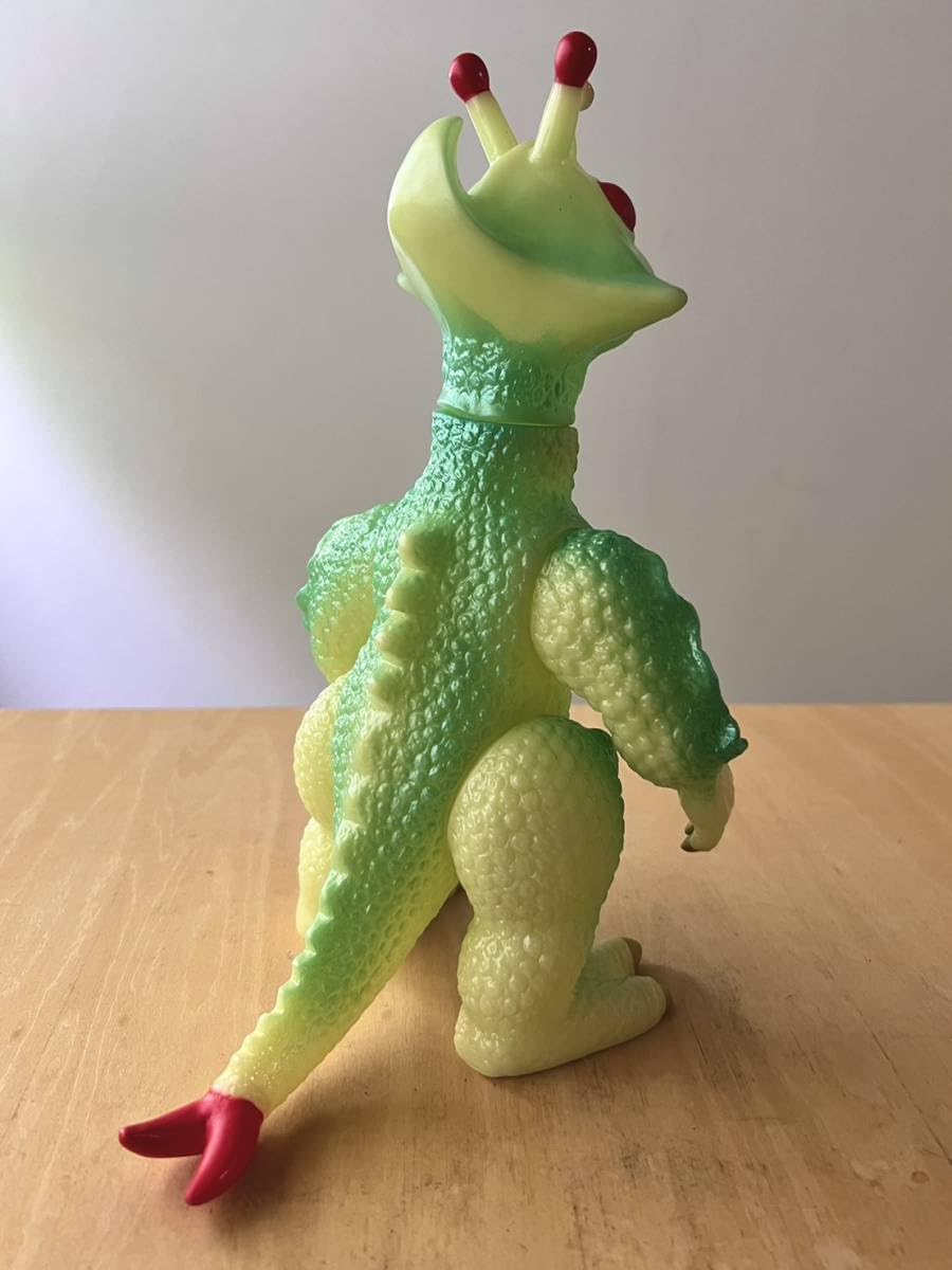 Amazon.co.jp: 宇宙大怪獣 ギララ マルサン イリサワバージョン 当時物