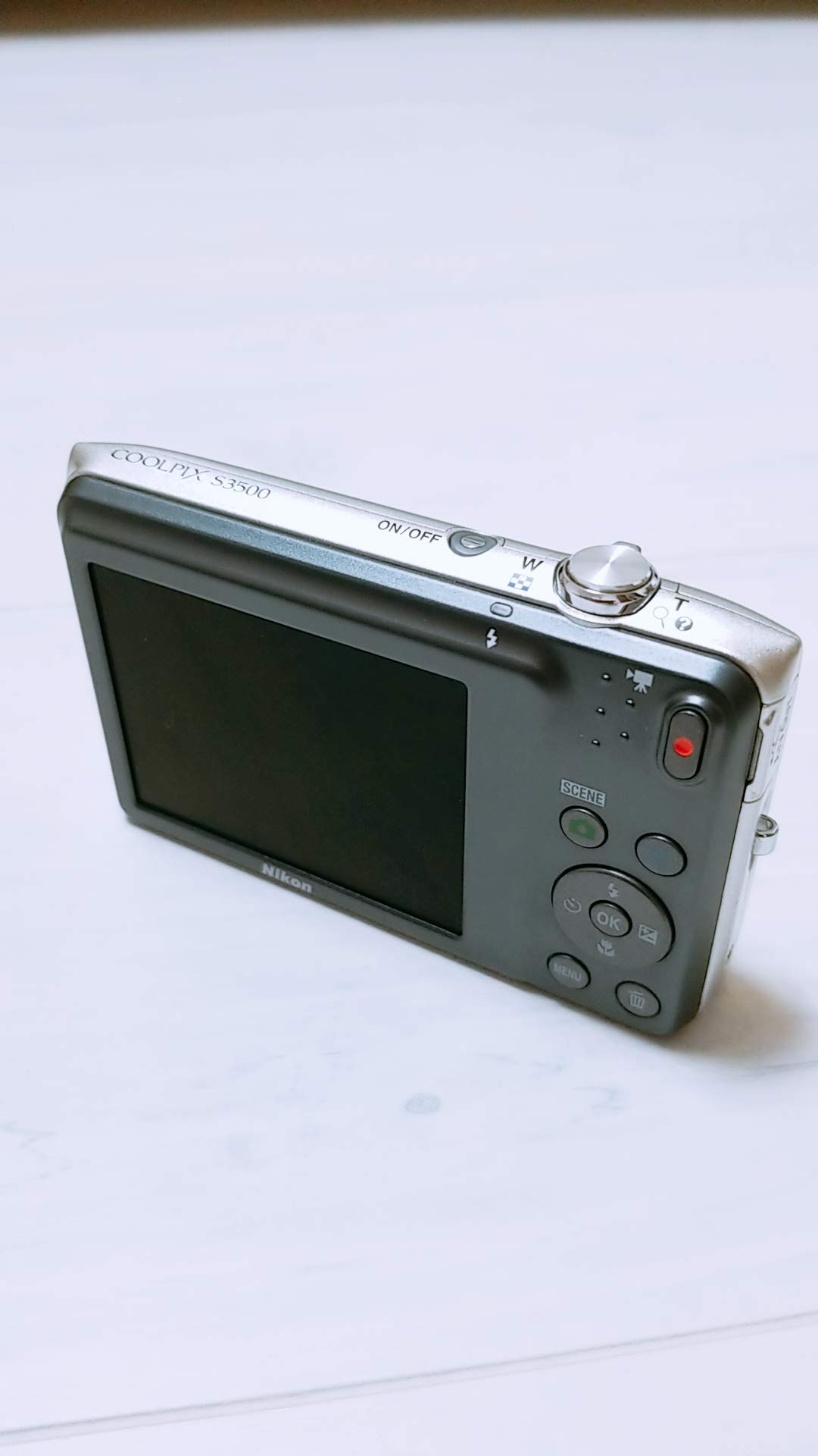 Amazon | Nikon デジタルカメラ COOLPIX S3500 光学7倍ズーム 有効画素