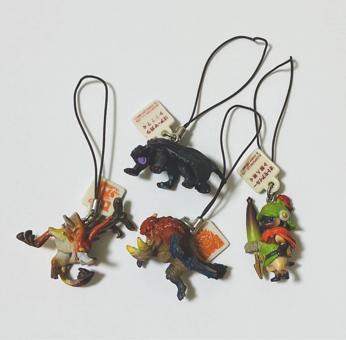 Amazon.co.jp: モンスターハンター モンハン ストラップ 4点セット