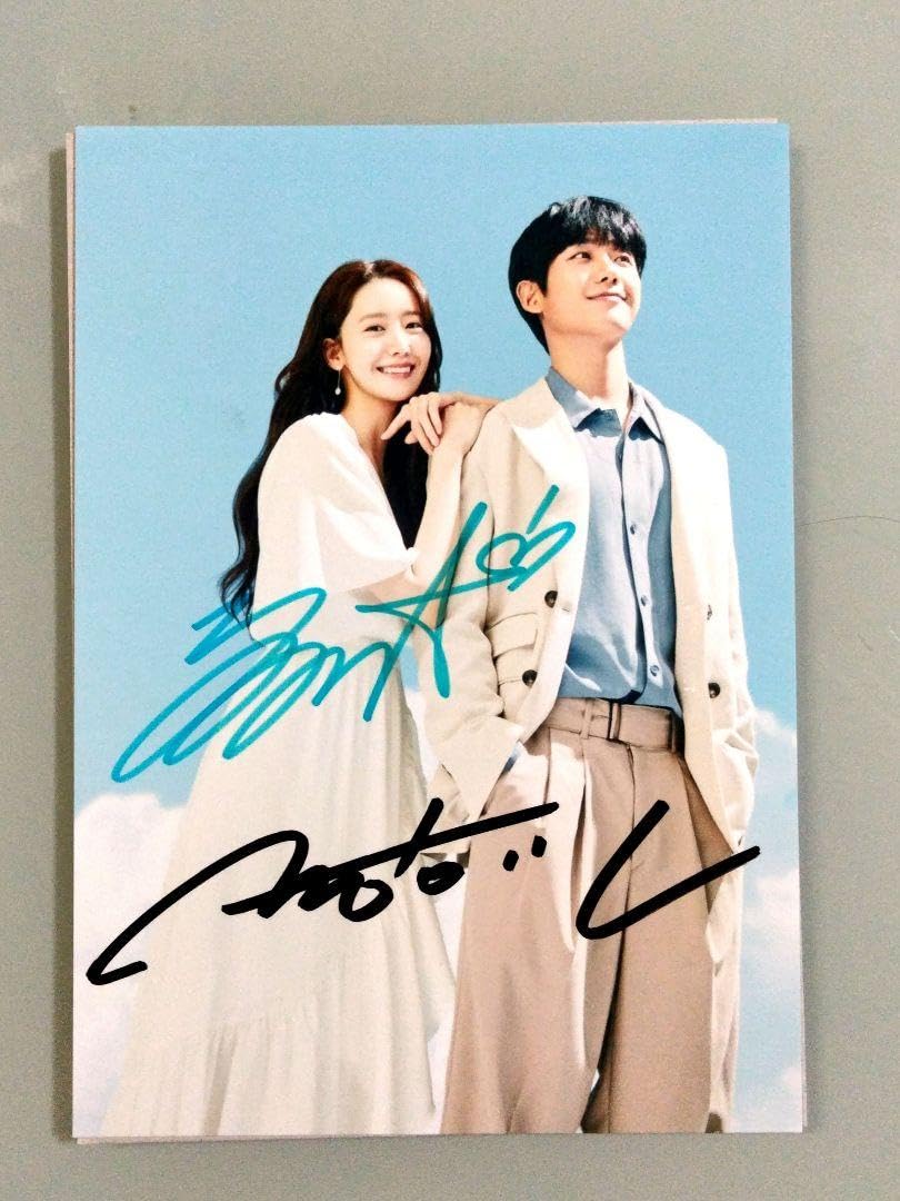 Amazon.co.jp: ユナとチョンヘイン直筆サイン入り2Lサイズ写真… : おもちゃ