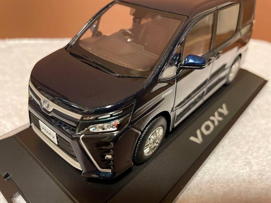 Amazon | トヨタ ヴォクシー 80カラーサンプルミニカー同色プルバック