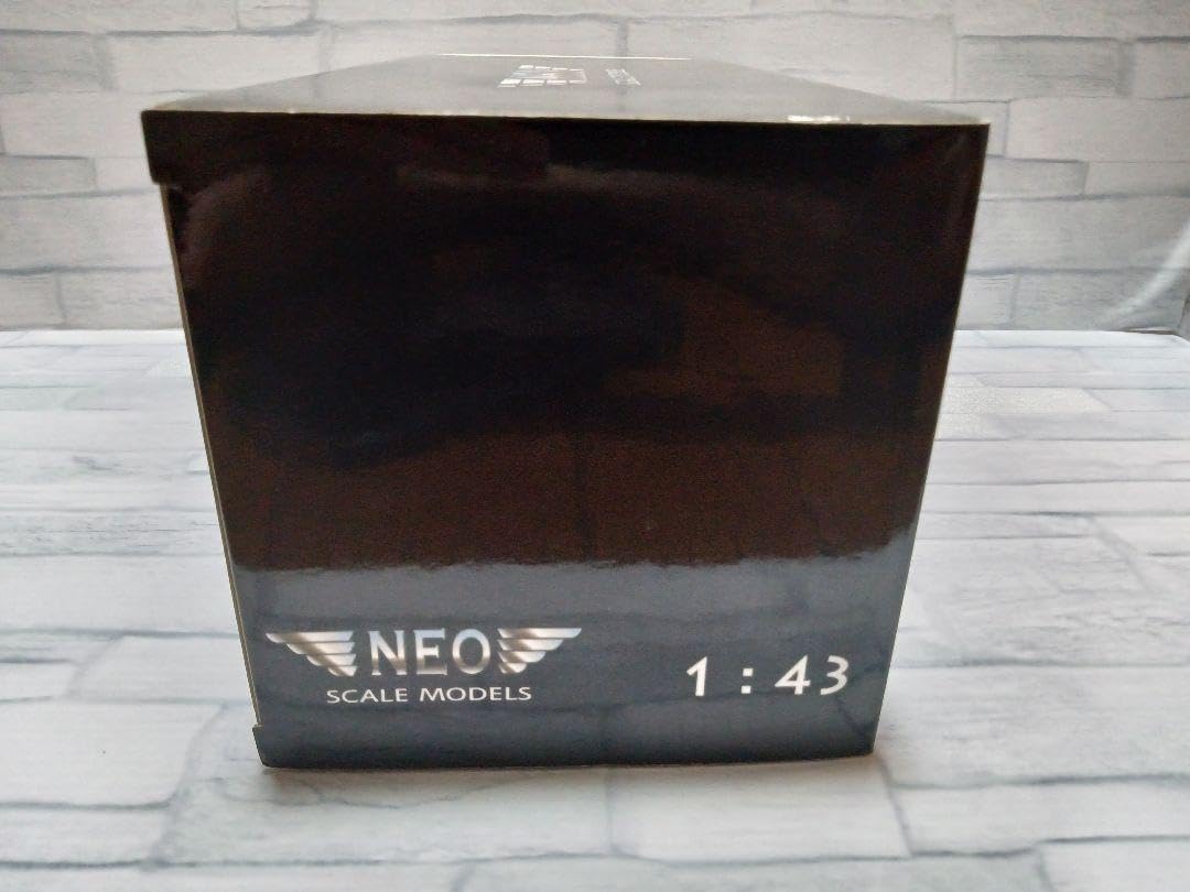 Amazon.co.jp: 1/43 NEO ハマーH2 ストレッチリムジン ミニカー