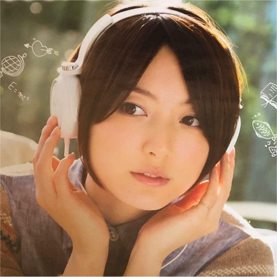 Amazon.co.jp: 花澤香菜 アニメ 声優 B2 サイズ ポスター : おもちゃ