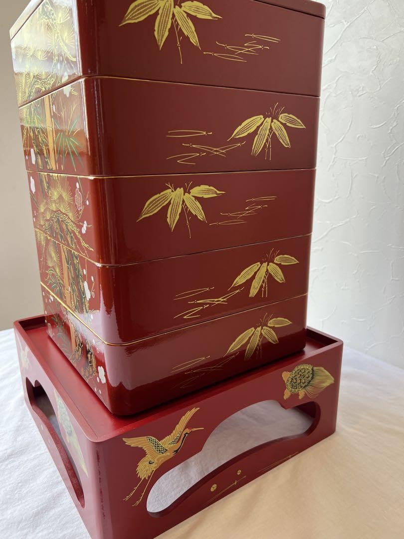 Amazon.co.jp: 会津塗り五段重箱台付き 慶事松竹梅鶴亀柄 : ホーム
