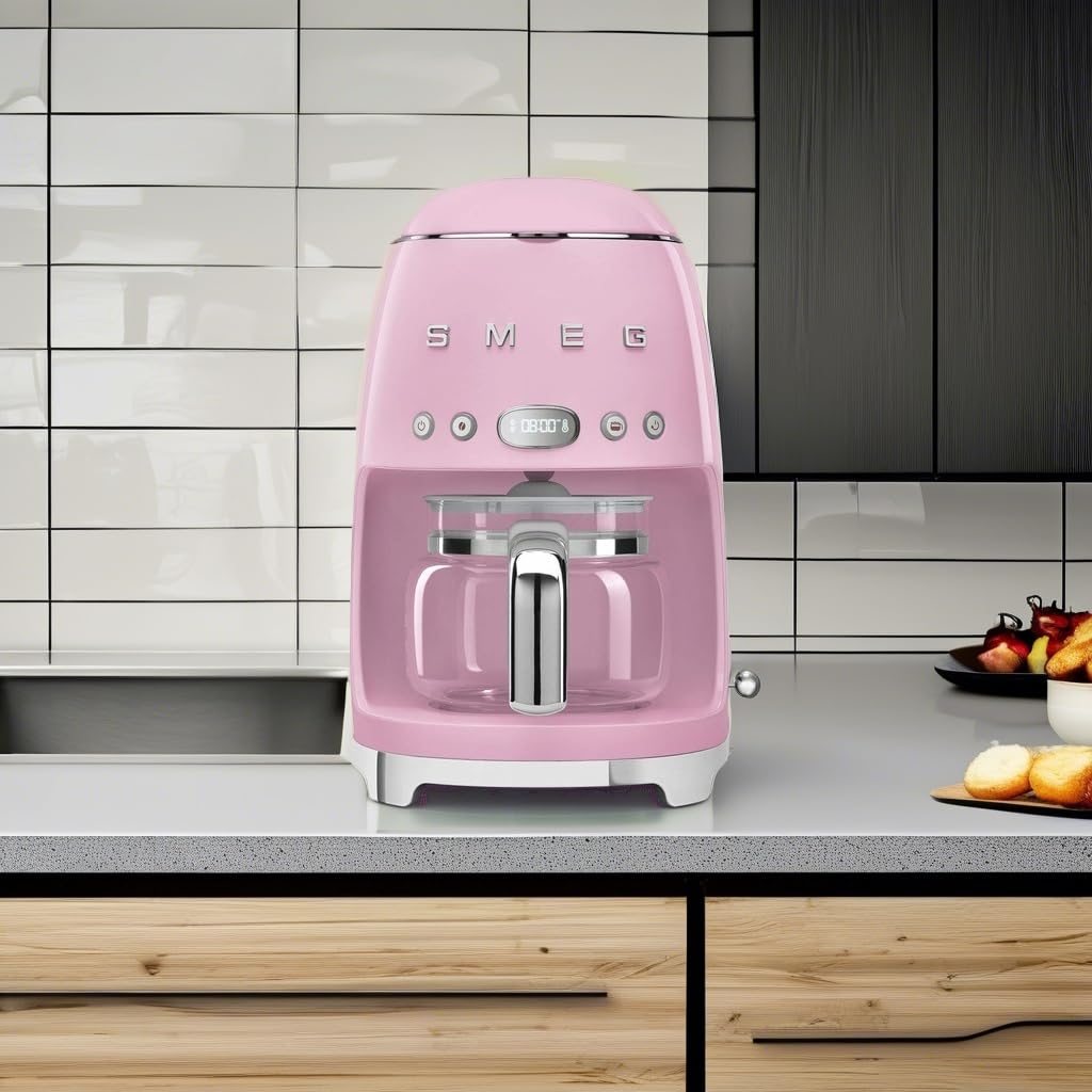 Amazon | Smeg 50's レトロピンクドリップコーヒーマシン | SMEG