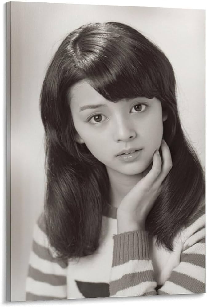 Amazon.co.jp: 岡田奈々 女優 歌手若い頃 4 レトロ ポスター アート