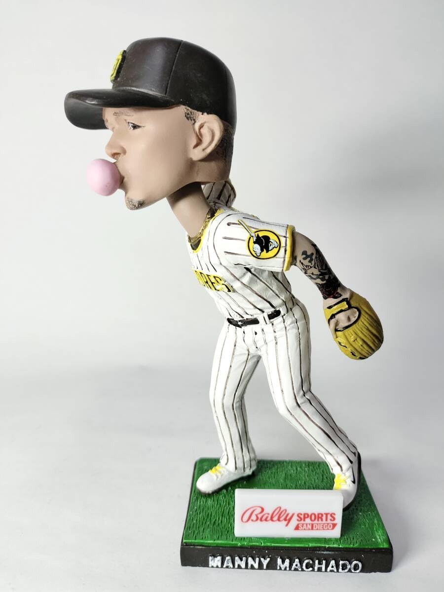 Amazon.co.jp: マニー マチャド／”Bubble Gum” ボブルヘッド バブルへ