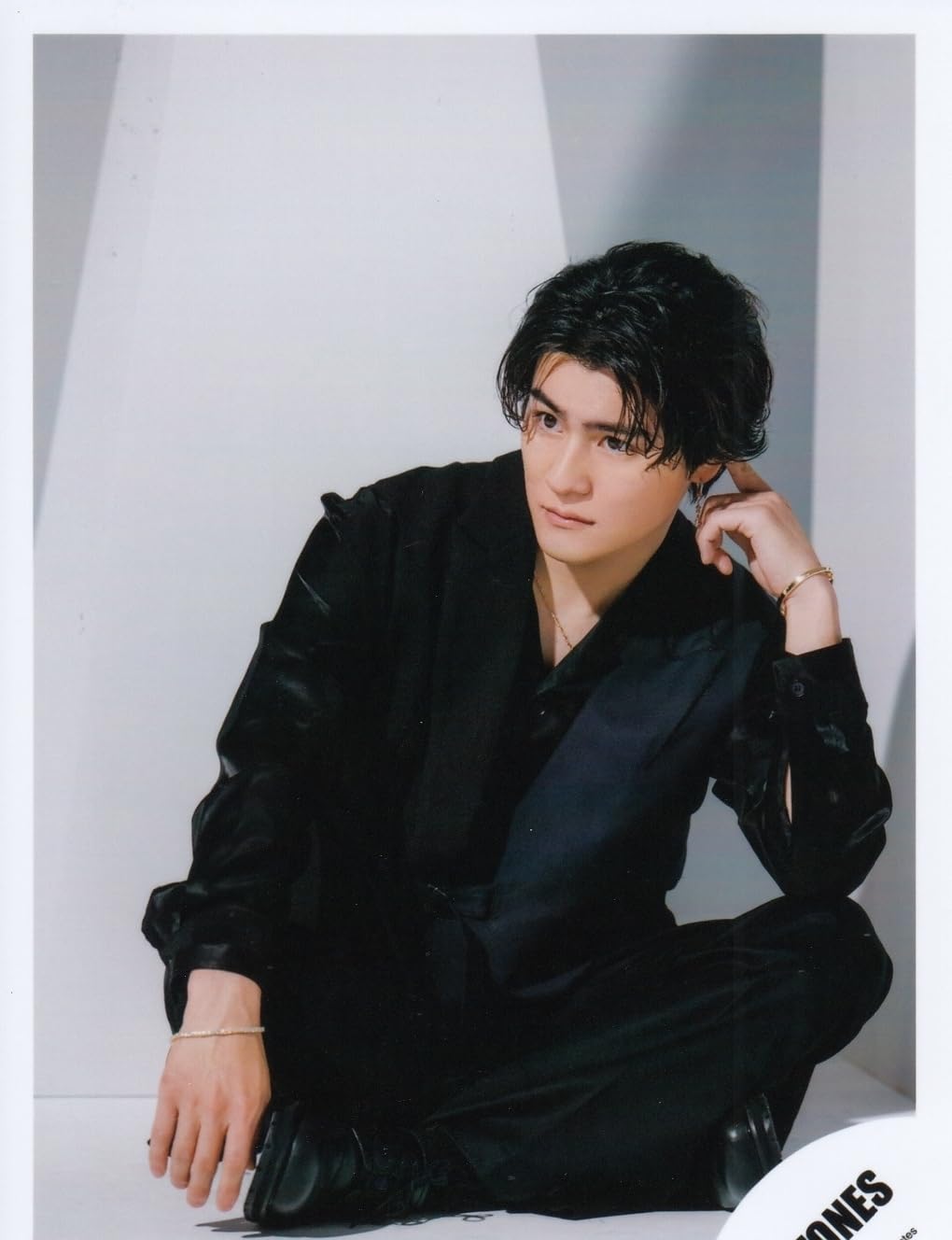 Amazon.co.jp: Six TONES 公式 生 写真（森本慎太郎）ST01267 : おもちゃ