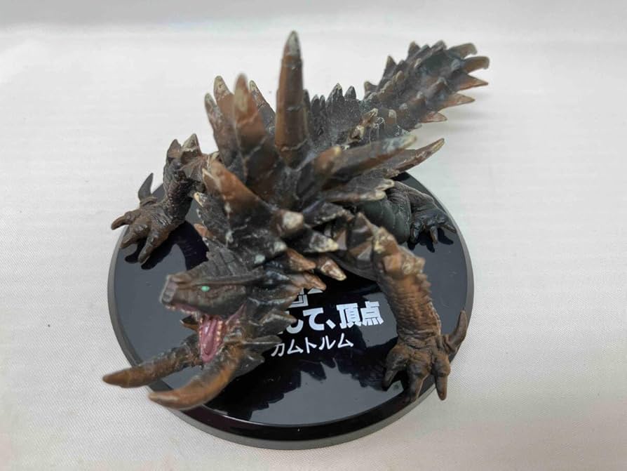 Amazon.co.jp: モンスターハンター アカムトルム 超造形魂