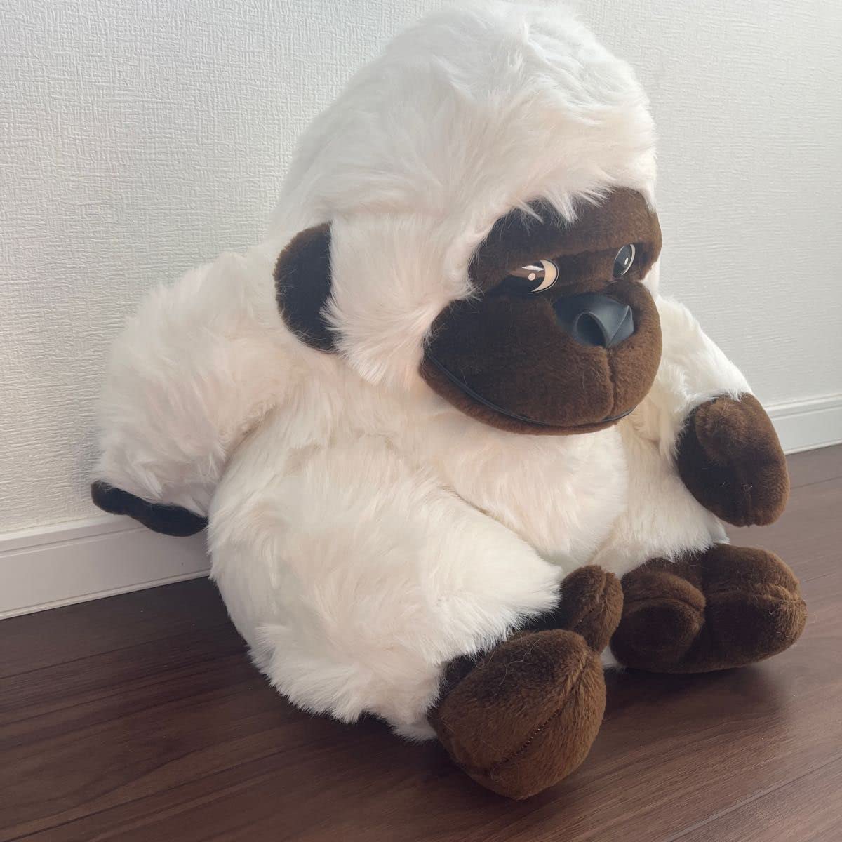 Amazon.co.jp: 白いゴリラのぬいぐるみ ぬいぐるみ BIGぬいぐるみ