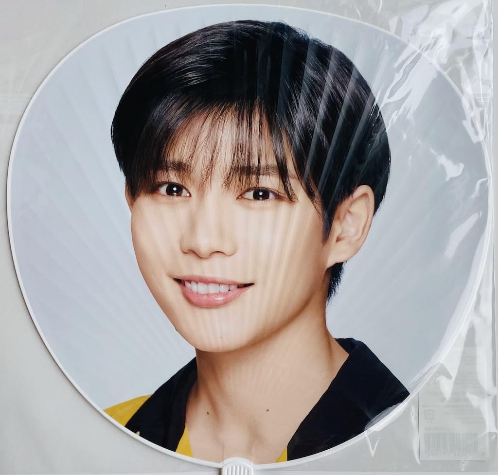 Amazon.co.jp: なにわ男子 【 ジャンボうちわ （ 長尾謙杜 ） 】 LIVE