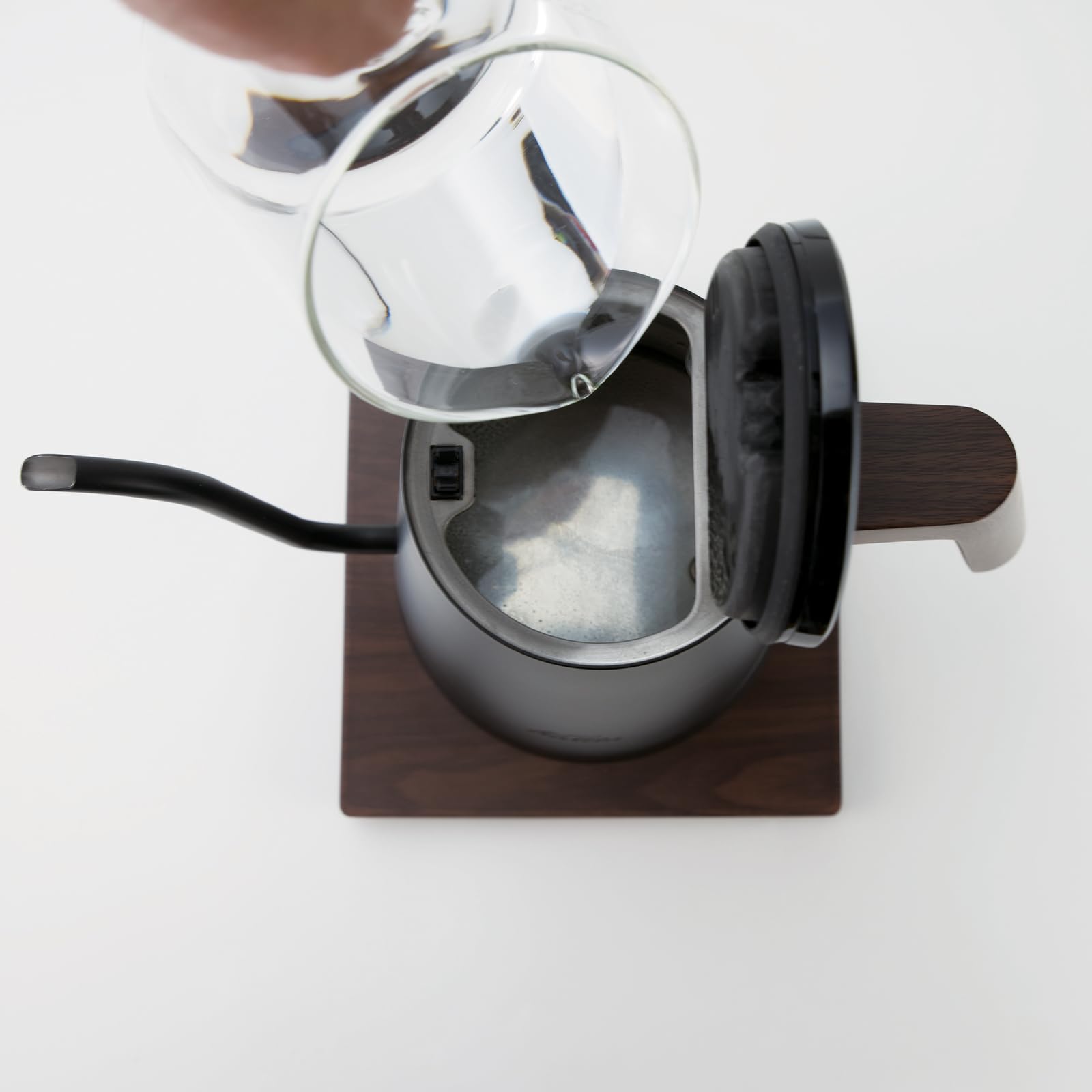 Amazon.co.jp : カリタ Kalita 600ml シルバー KEDP-600 JP 電気ケトル