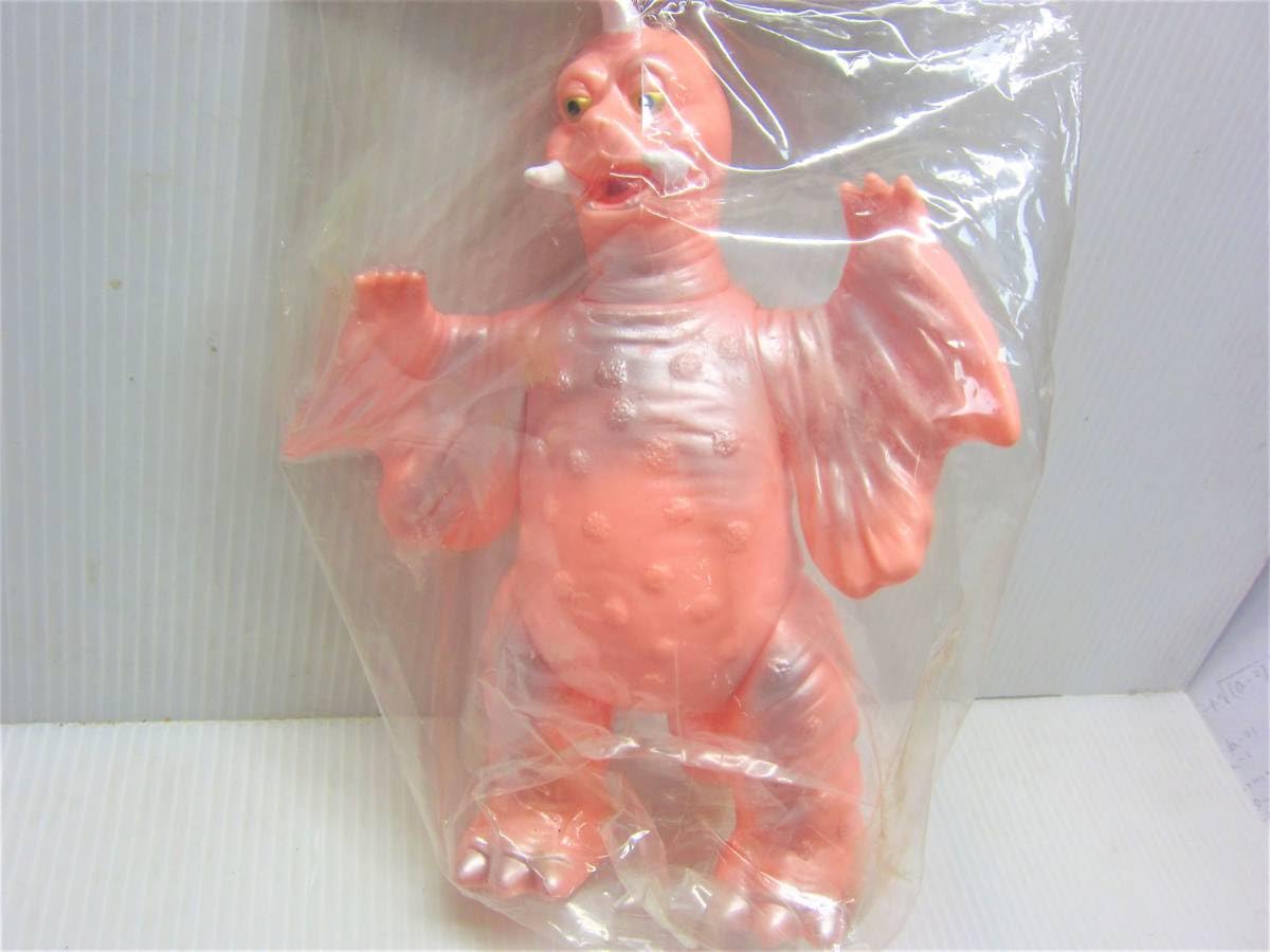 Amazon.co.jp: B-CLUB ブルマァク 復刻版 ソフビ ウルトラQ ぺギラ