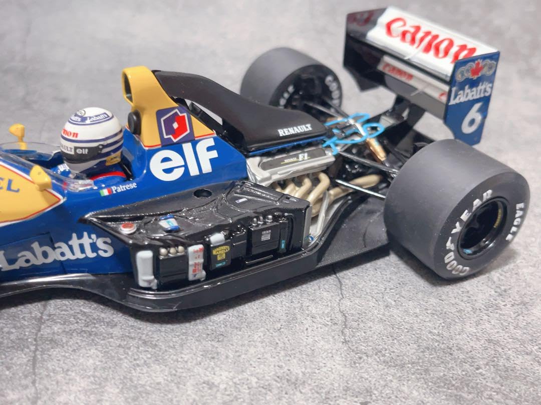 Amazon.co.jp: カスタム品 1／18 Quartzo ウィリアムズ ルノー FW14B