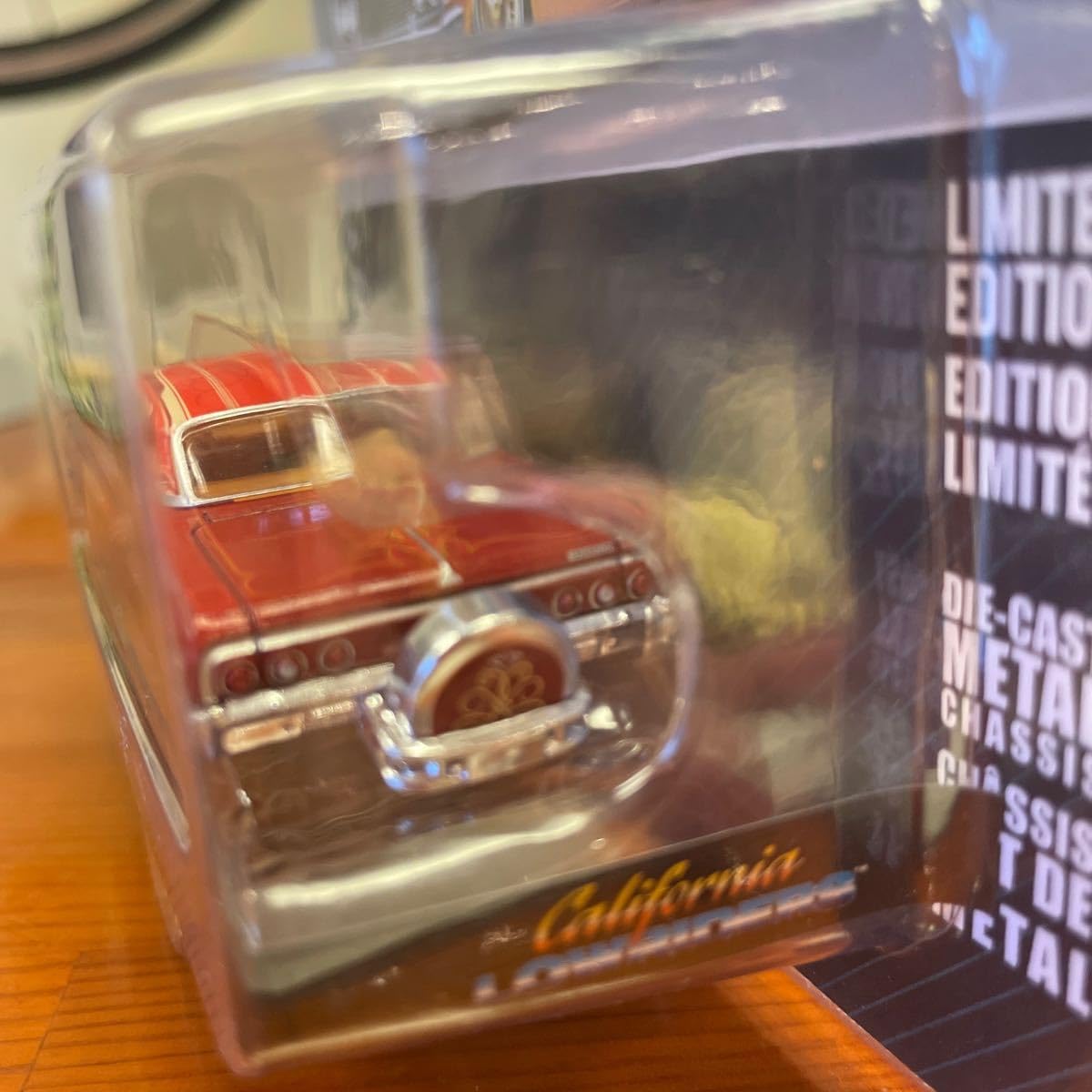 Amazon | GREENLIGHT グリーンライト 1/64 CALIFORNIA LOWRIDERS 1964