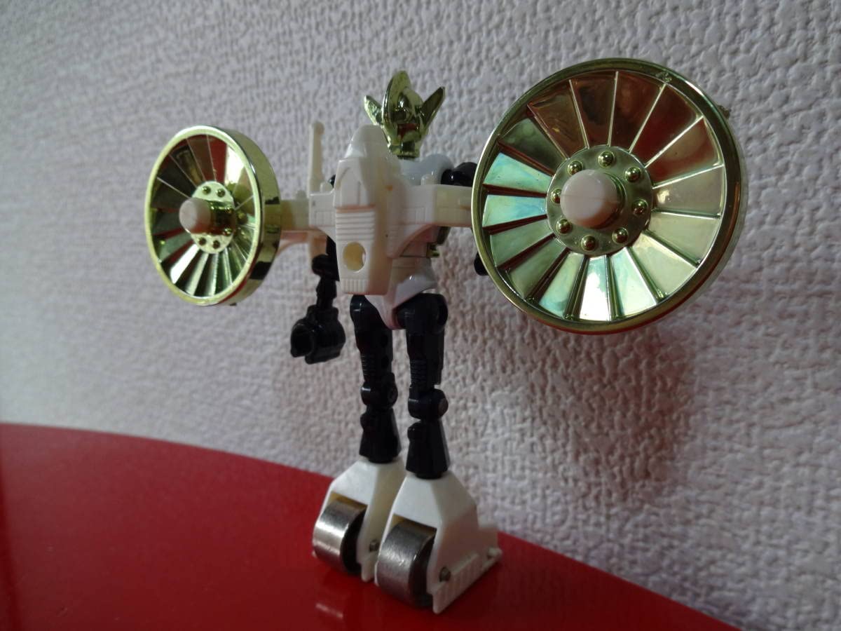 Amazon.co.jp: MICRONAUTS アクロイヤーⅡ マッドグリーンアメリカ版