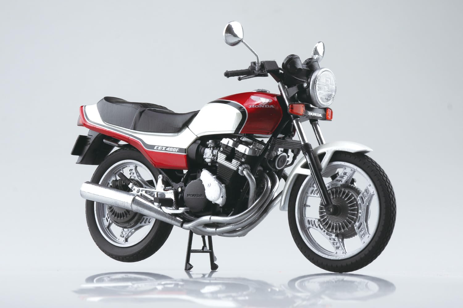 Amazon.co.jp: 青島文化教材社 スカイネット 1/12 完成品バイク Honda