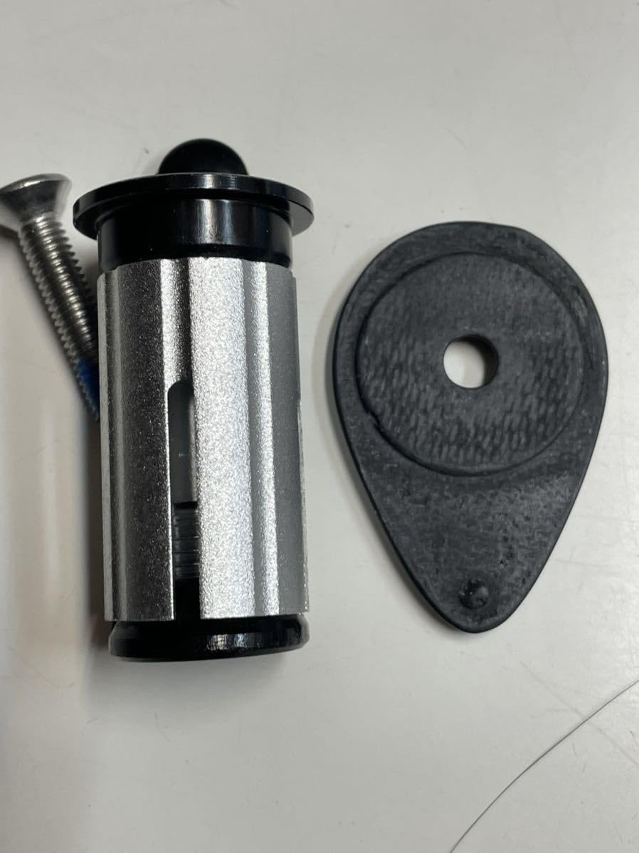 Amazon.co.jp: 即納 ピナレロ純正 エアロアンカーキャップUDカーボン