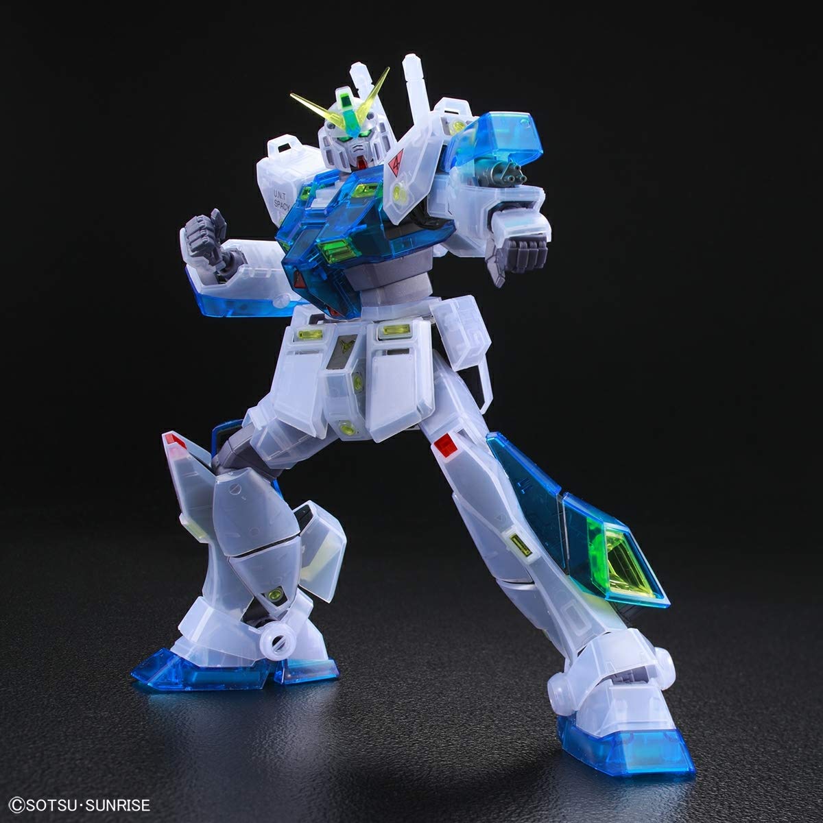 Amazon.co.jp: MG 1/100 ガンダムNT-1 ver.2.0[クリアカラー] 機動戦士