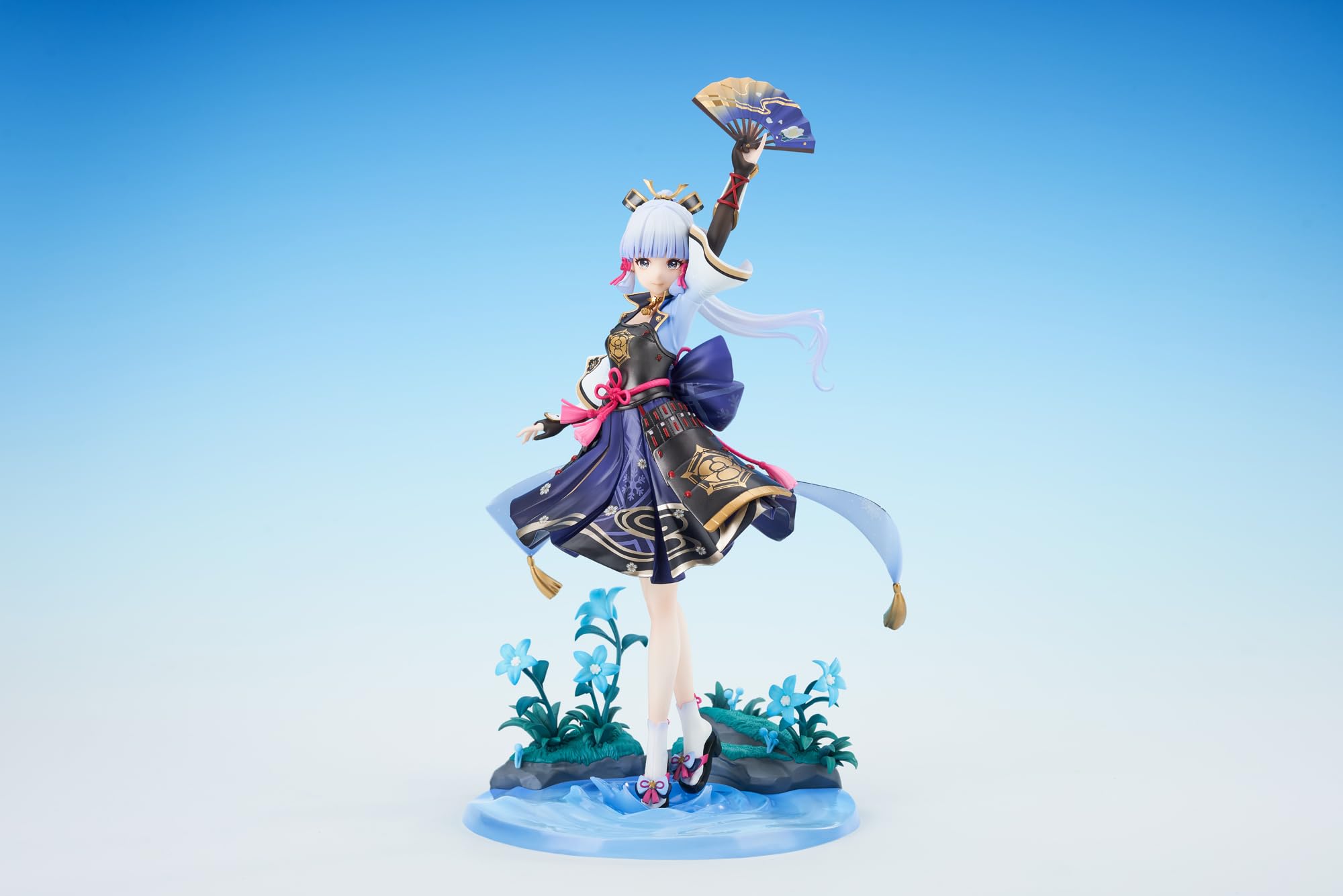 Amazon | 原神 神里綾華・白鷺氷華Ver. 1/7 完成品フィギュア