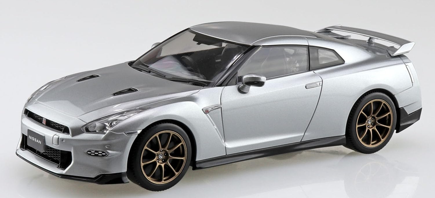 Amazon.com: Aoshima Nissan R35 Nissan GT-R 2004 Ultimate Metal