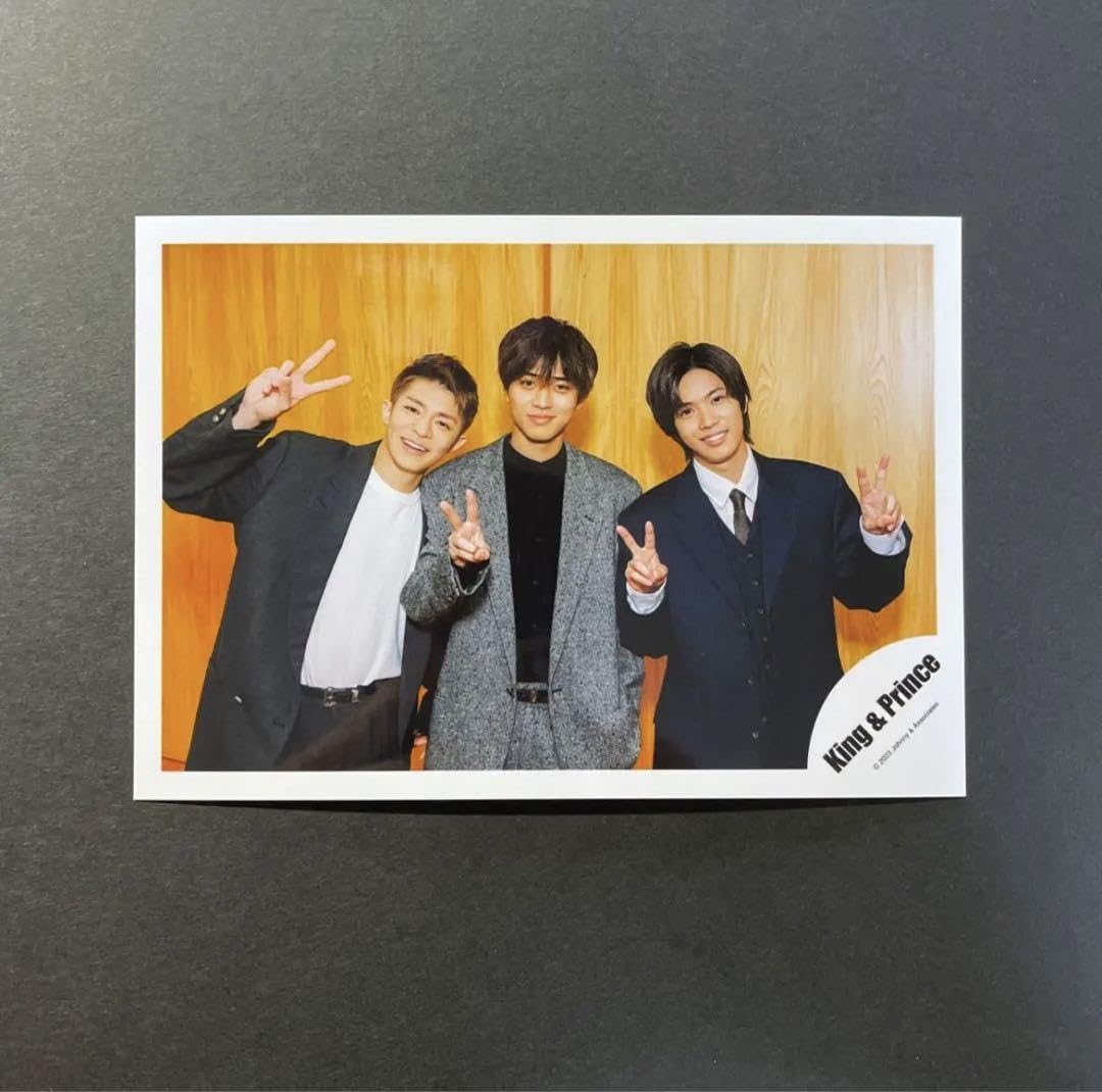 Amazon.co.jp: King & Prince キンプリ 公式写真 KPQP : おもちゃ