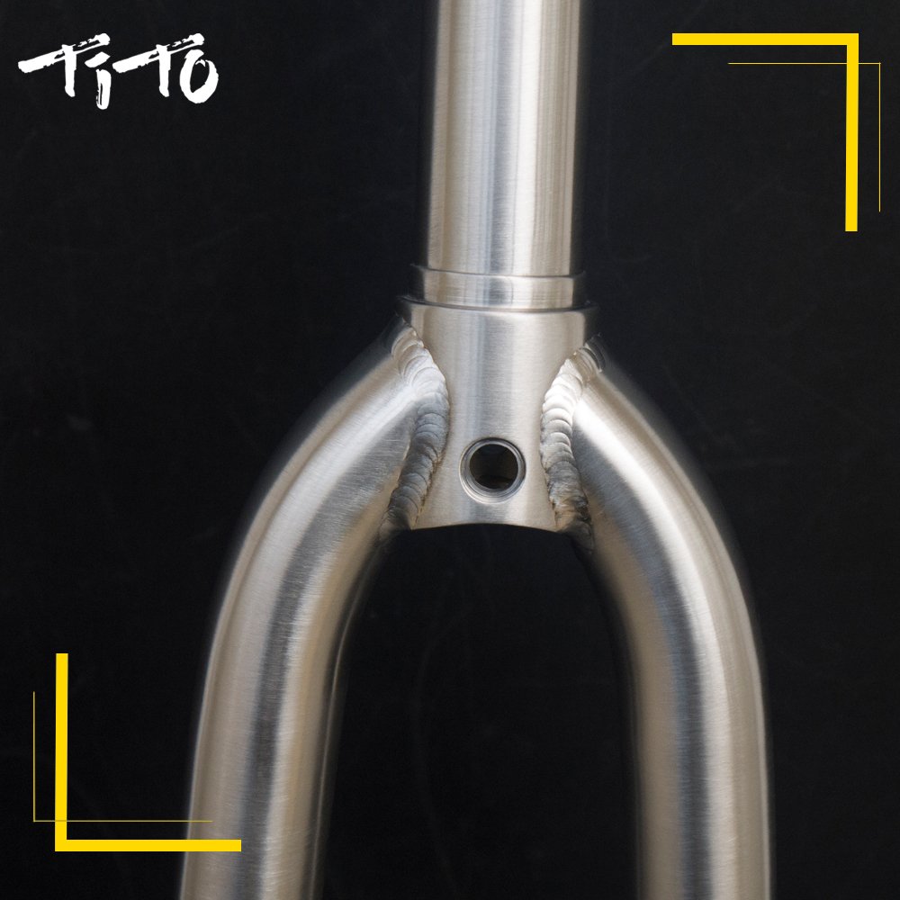 Amazon | TiTo Gr.9 チタン合金 ロードバイク フロントフォーク 700C