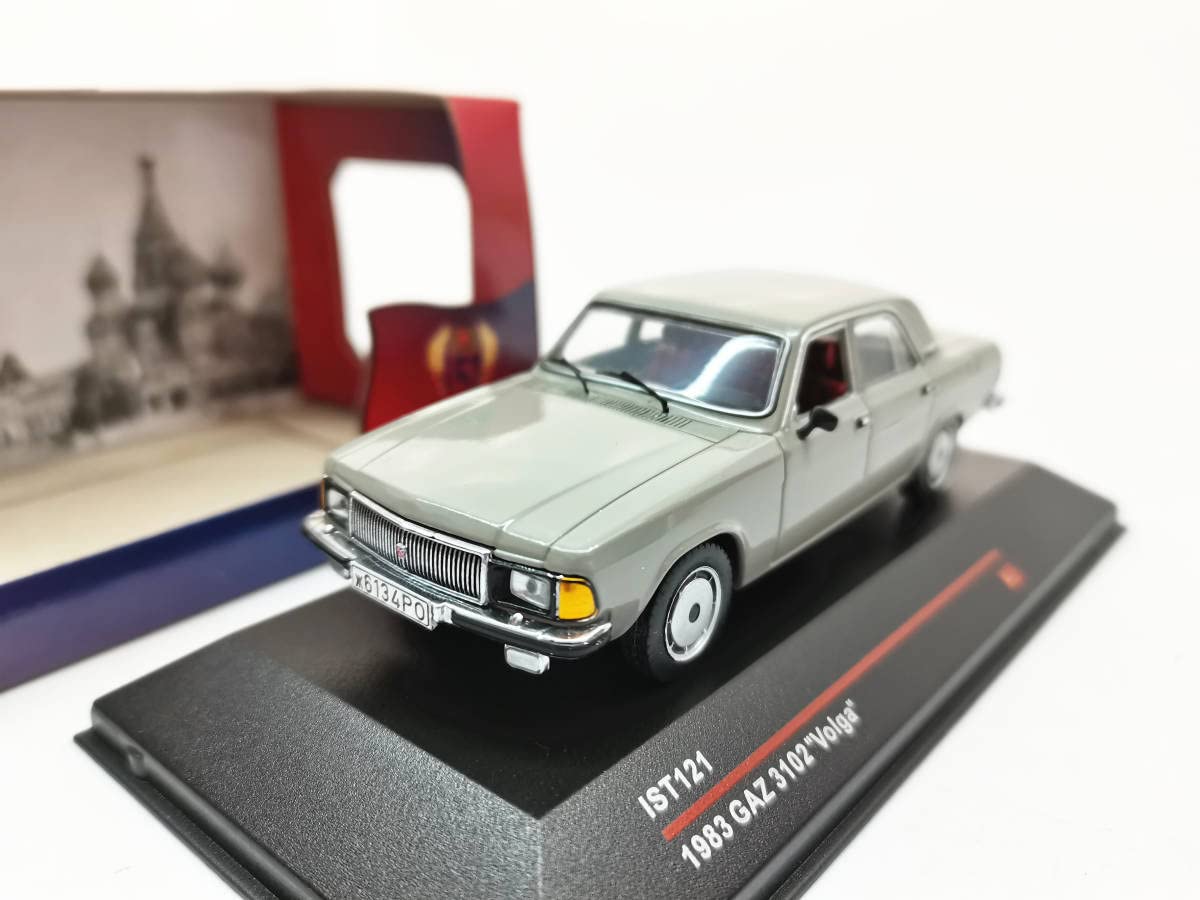 Amazon | IST 1/43 1963 GAZ 3102 Volga | ミニカー・ダイキャストカー