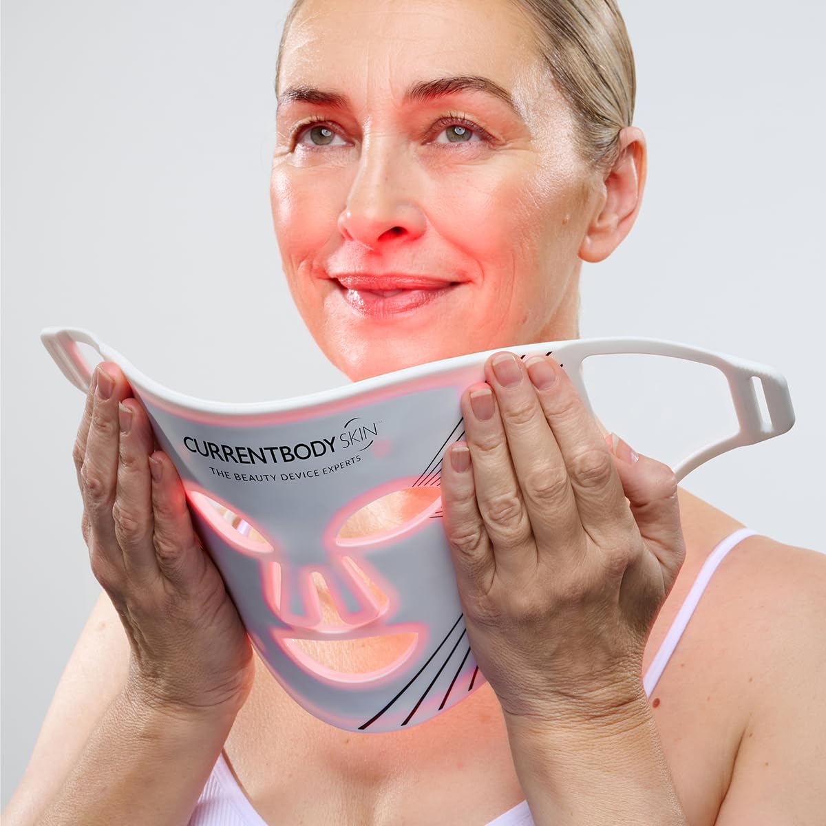 Amazon.com : CurrentBody Skin LED Light Therapy Face Mask | Red
