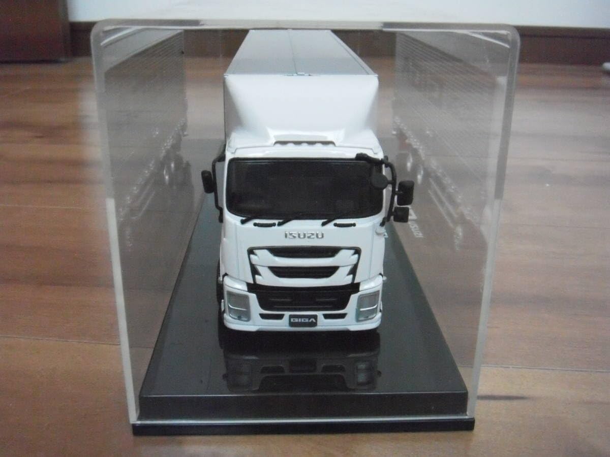 Amazon | いすゞ ギガ ミニカー トラック 白 ホワイト ISUZU GIGA 1/43