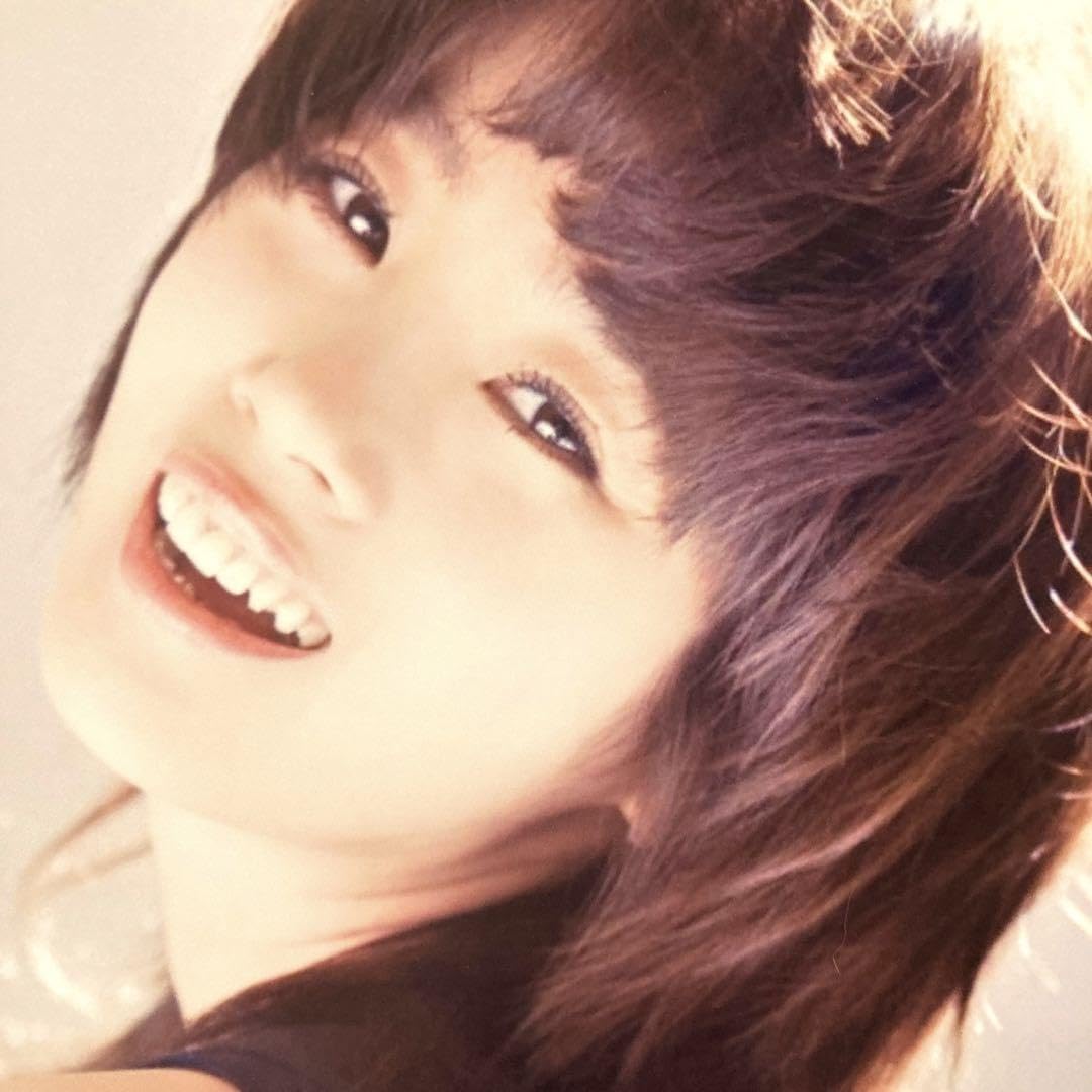 Amazon.co.jp: イ スヨン直筆サイン入り2Lサイズ写真… : おもちゃ