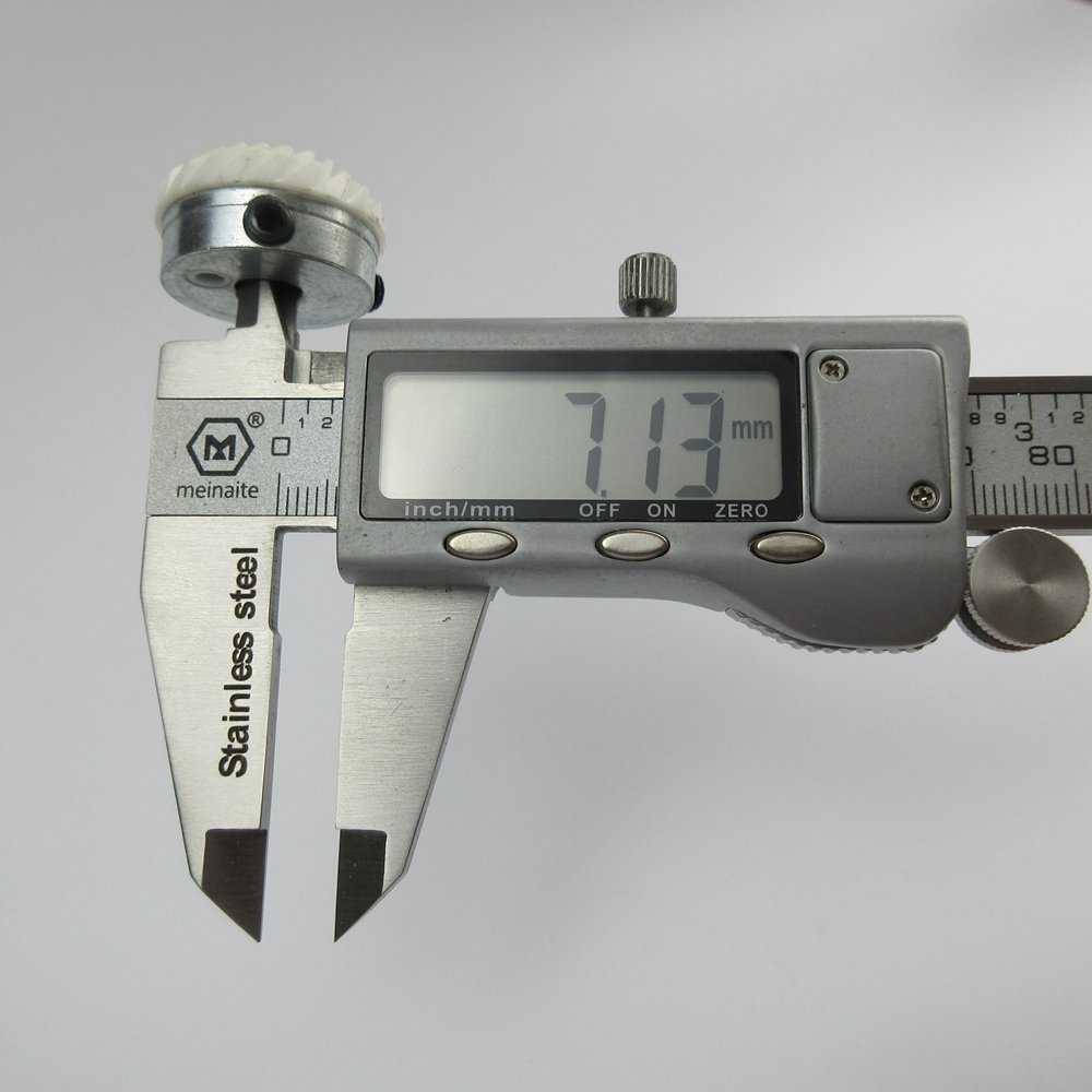 Amazon.com: Lower Left Hook Drive Shaft Gear Set for Singer 9008