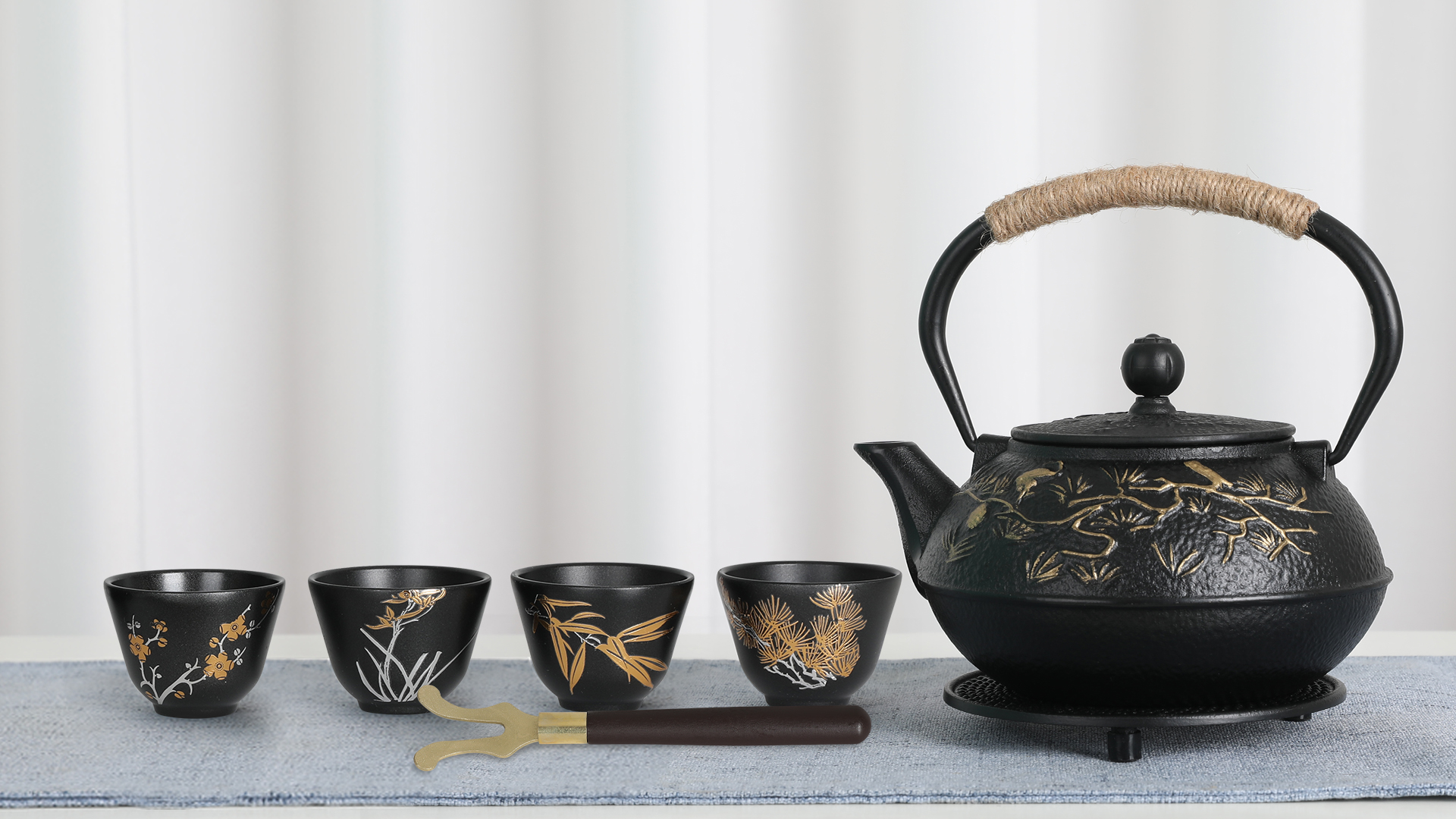 Amazon.com | RekRang Longevity Crane Cast Iron Teapot, Japanese