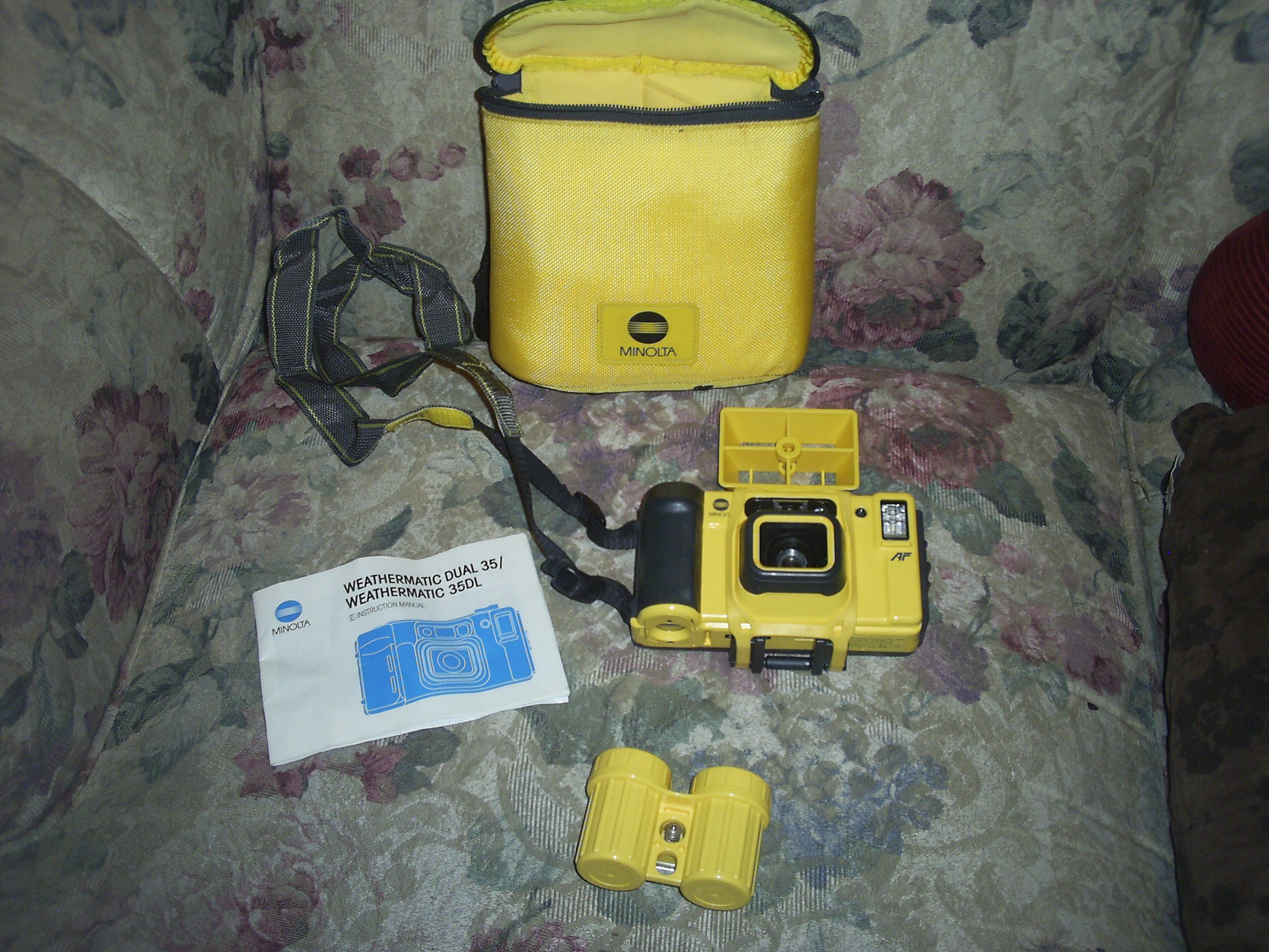 Amazon.com : Minolta Weathermatic Dual 35 Camera 35mm Film Camera