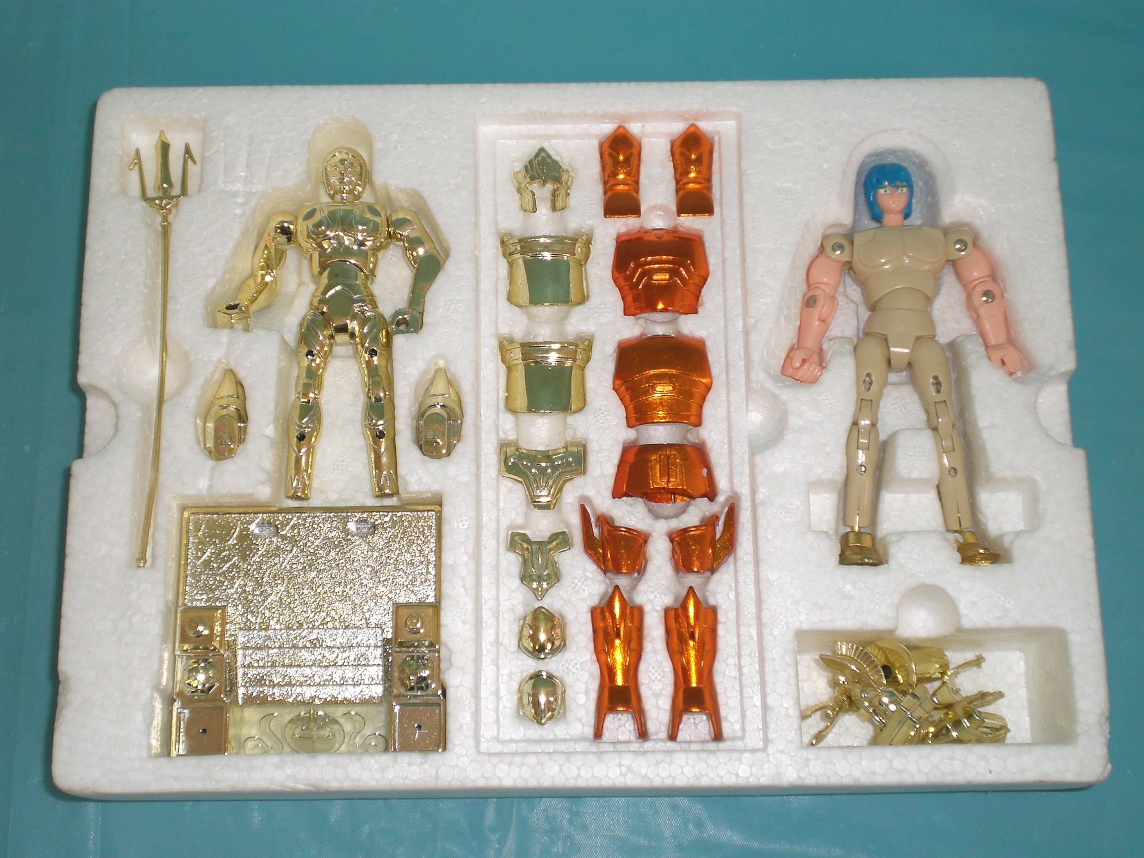 Amazon.co.jp: 聖闘士星矢 ポセイドンスケイル 海皇ポセイドンの鱗衣