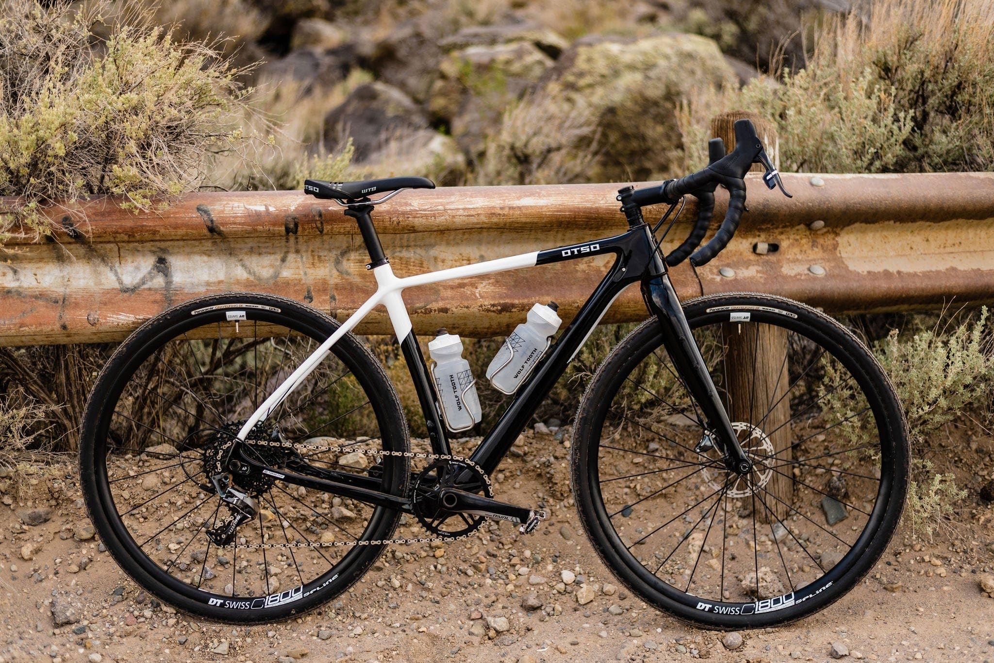 Amazon | ウルフトゥース(Wolf Tooth) Morse Titanium Bottle Cage